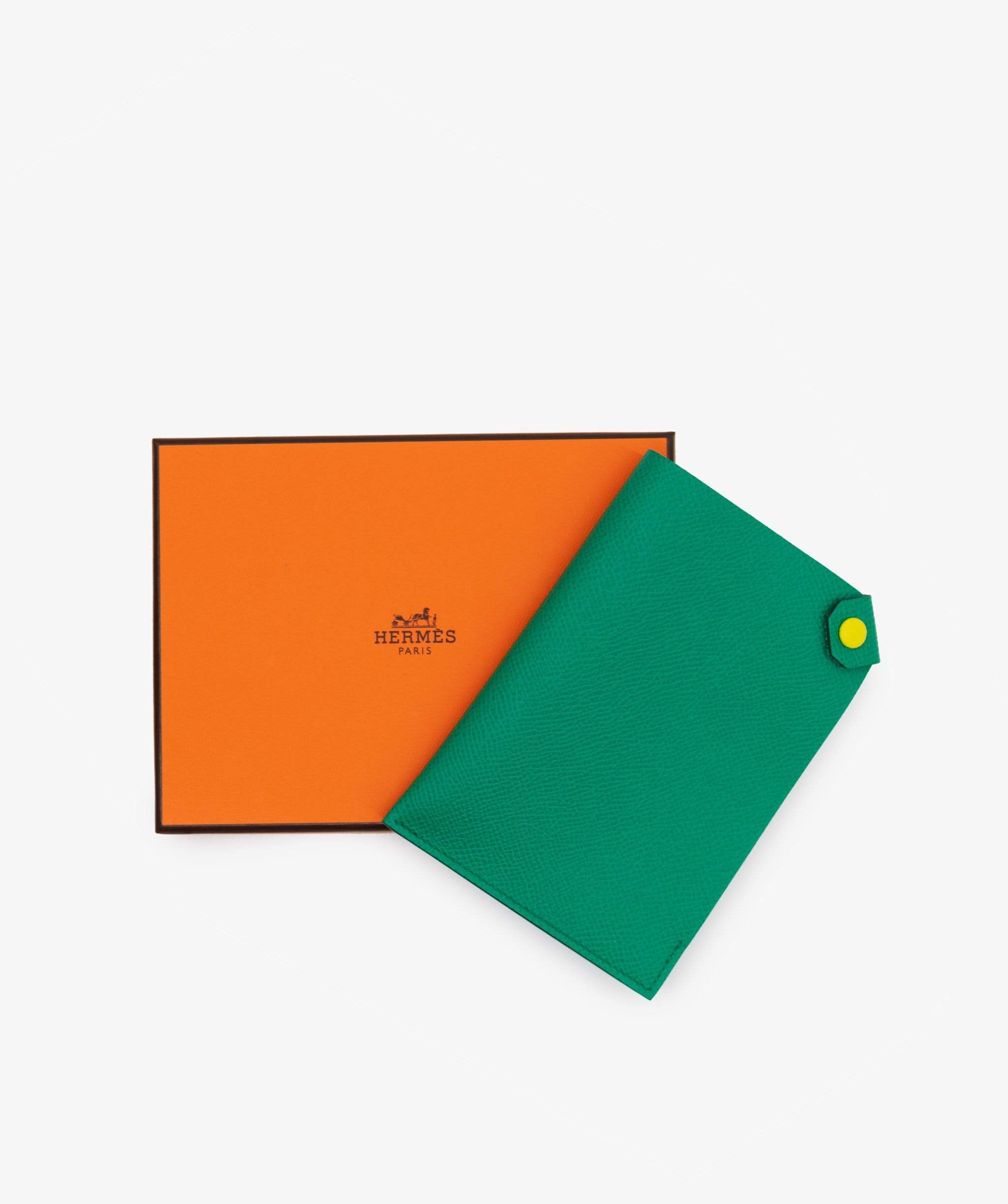 Hermès Hermes Passport Cover Green