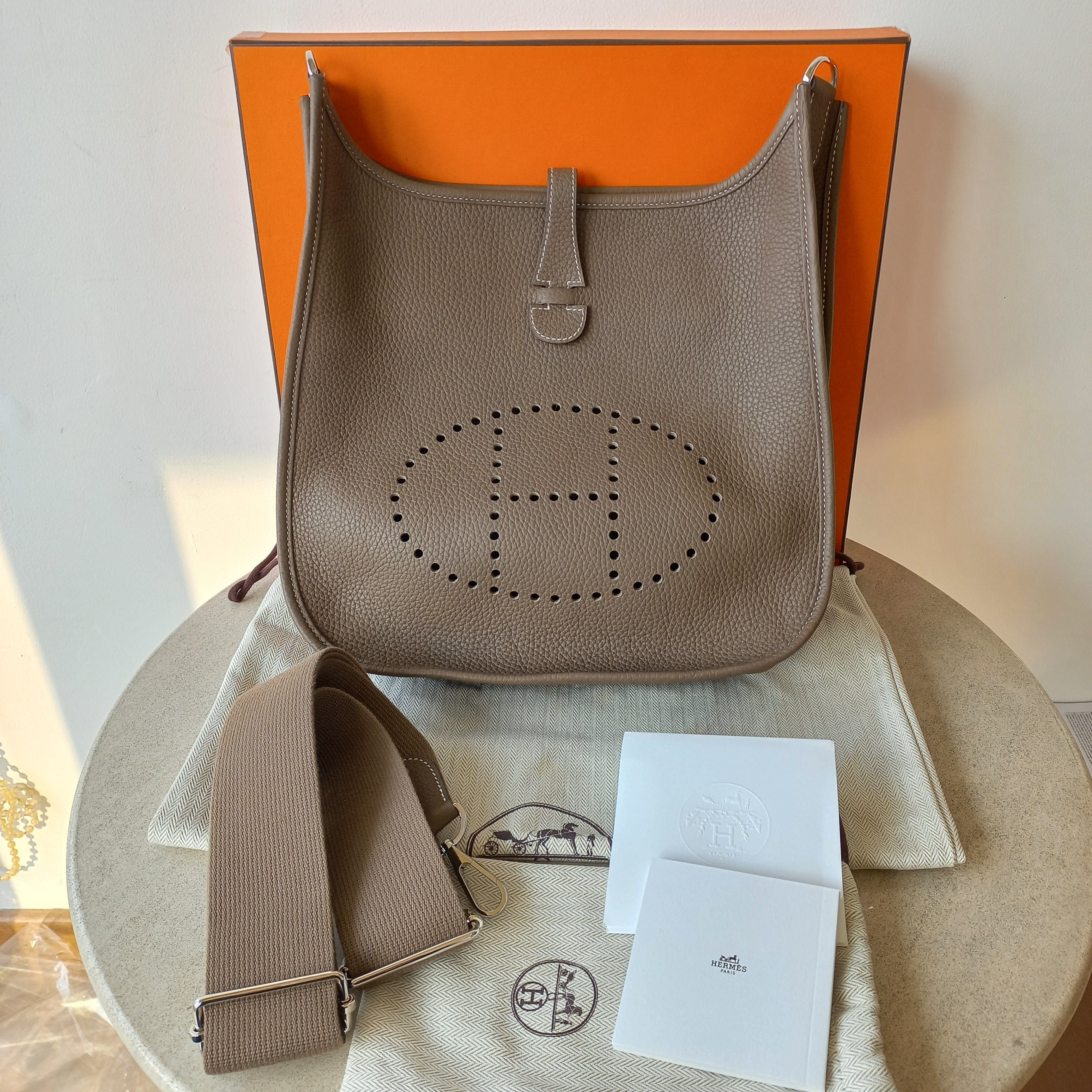 Hermès Clemence Evelyne PM III Messenger Bag MLX22002