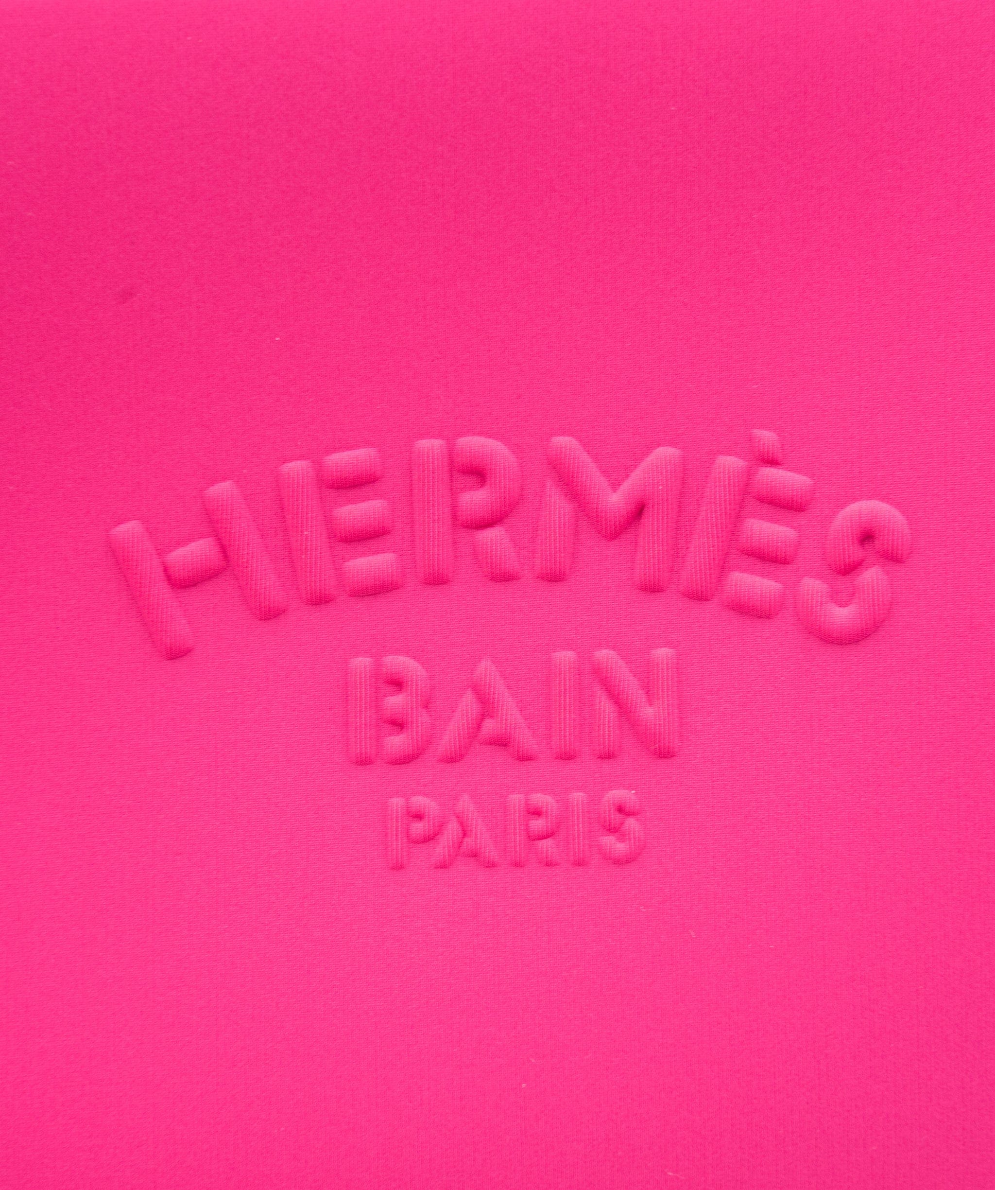 Hermès Hermes Bain fucsia pink scuba material clutch - AGL2140