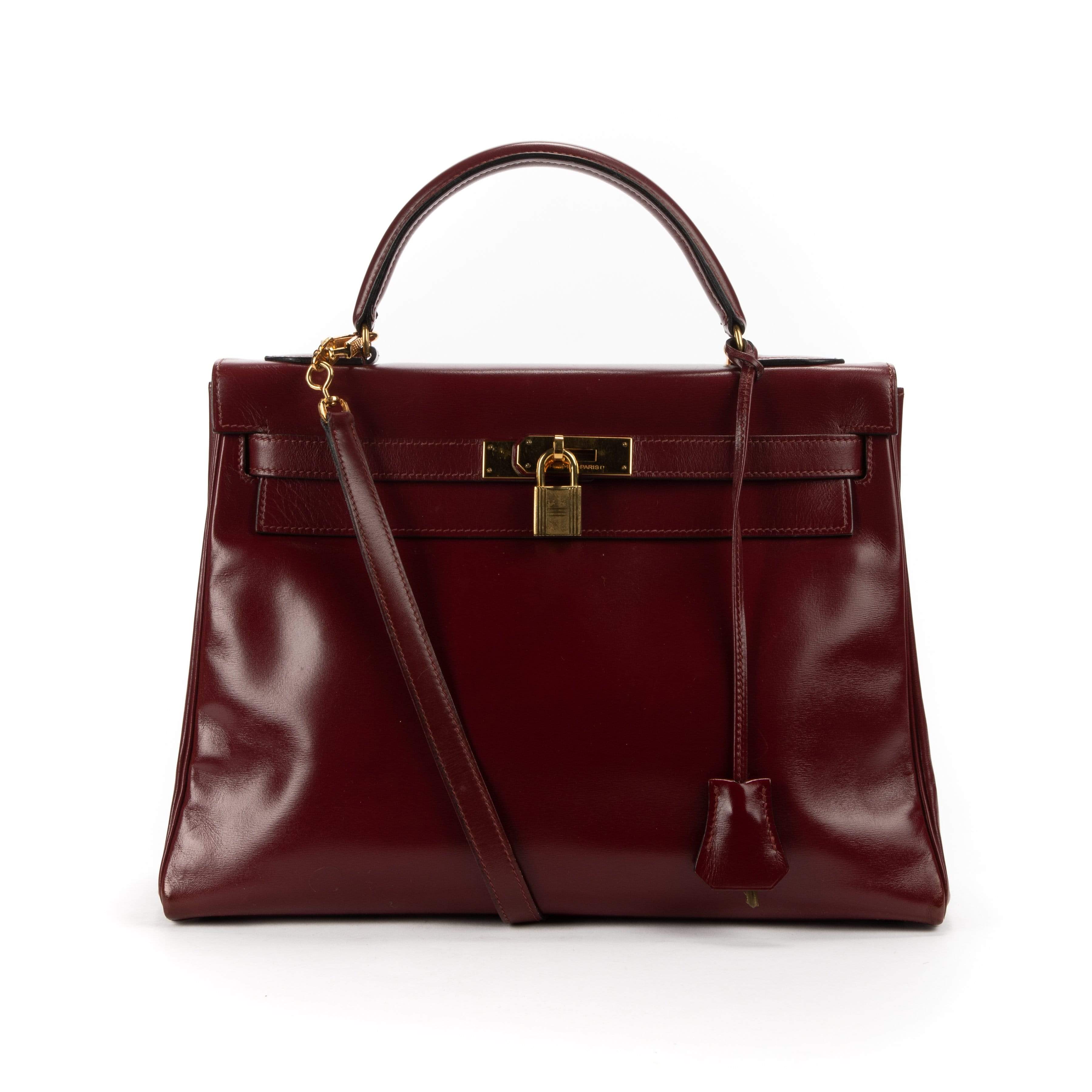 Hermès Hermès Kelly 32 Bordeaux Box Leather with GHW - AWL1293