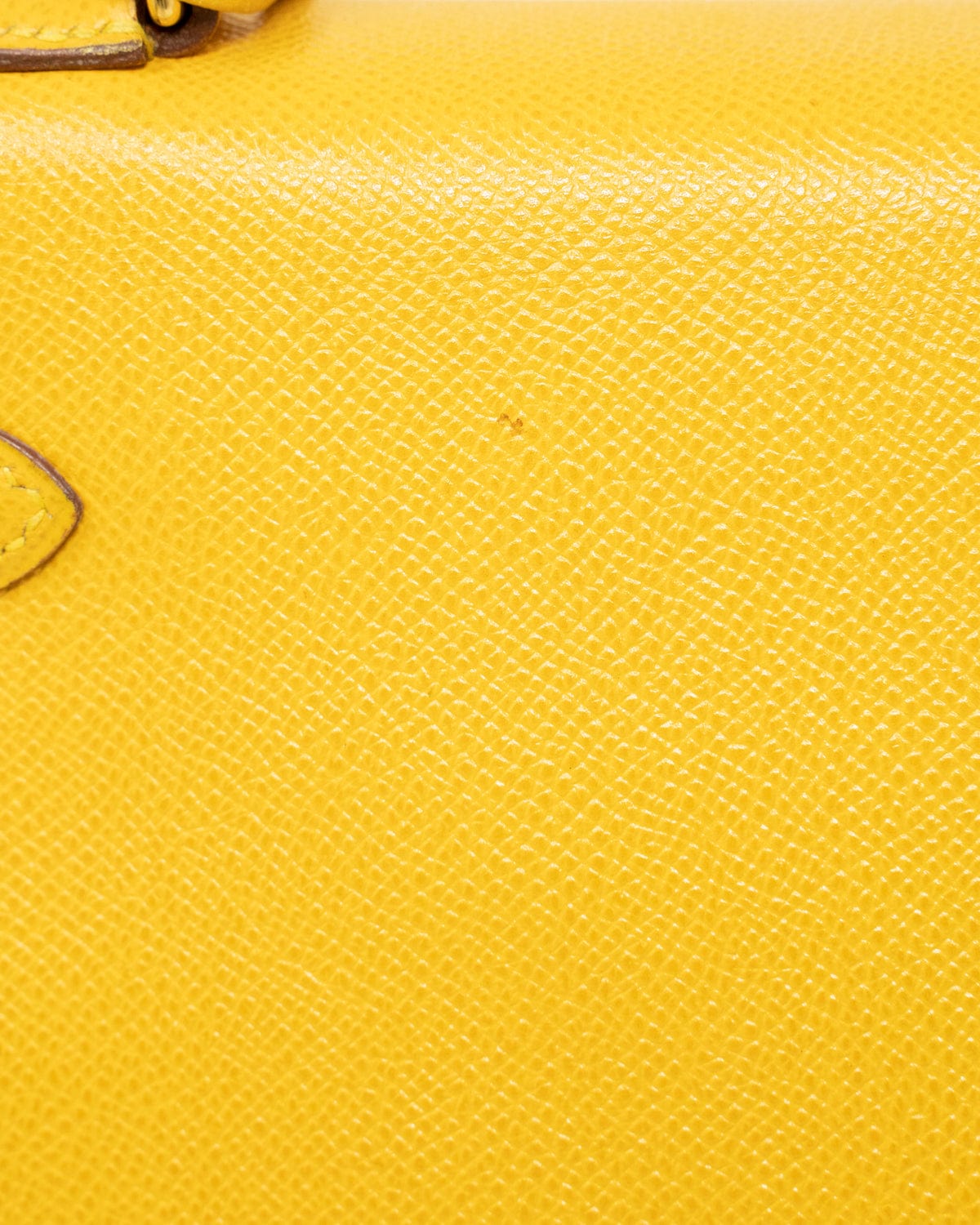 Hermès Hermes Kelly 32 Jaune Amber Courchevel GHW ASL2357