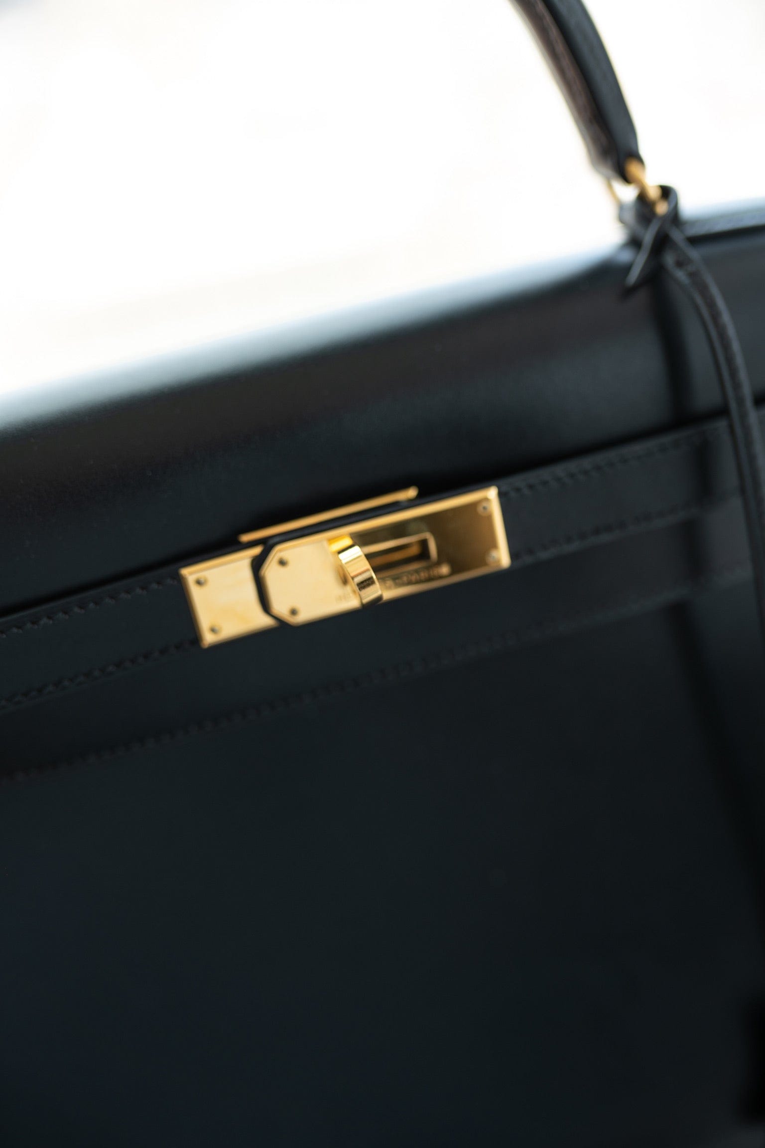 Hermès Hermes Kelly 32cm Black Box Leather GHW