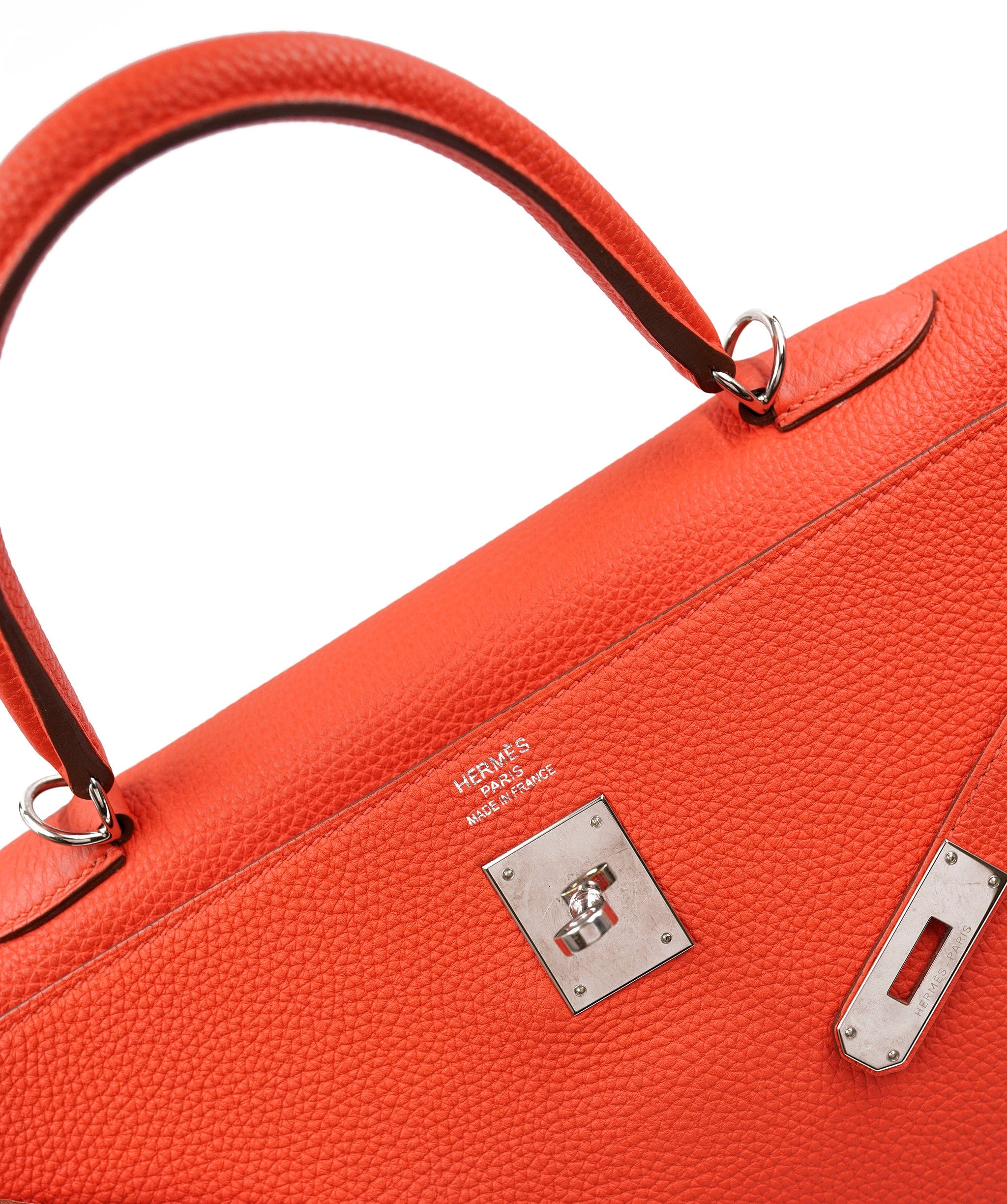 Hermès Hermès Kelly 35 Capucine T Stamp
Veau Togo Leather PHW ASL5282