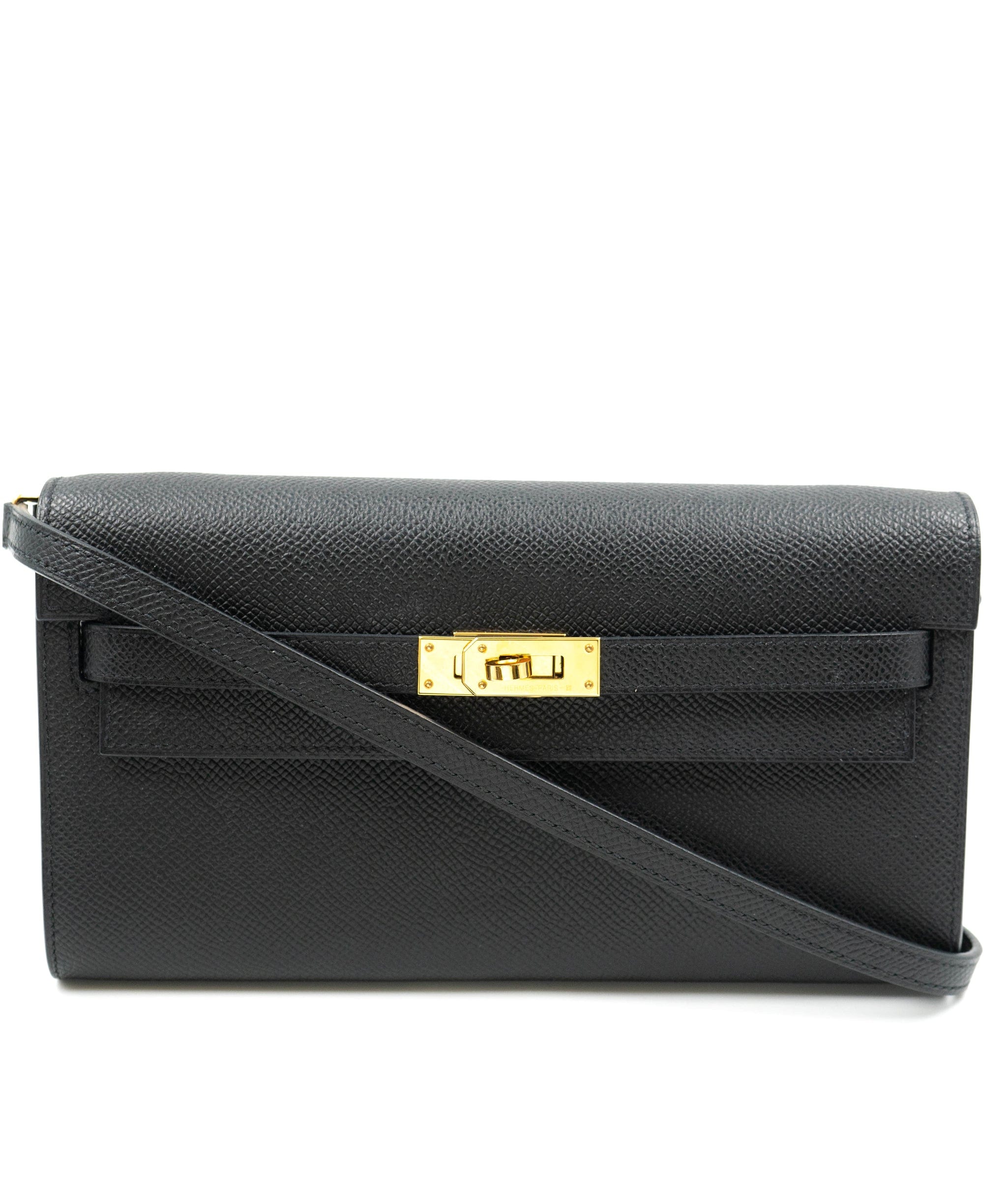 Hermès Hermes kelly to go in black epsom with GHW.  AGC1170