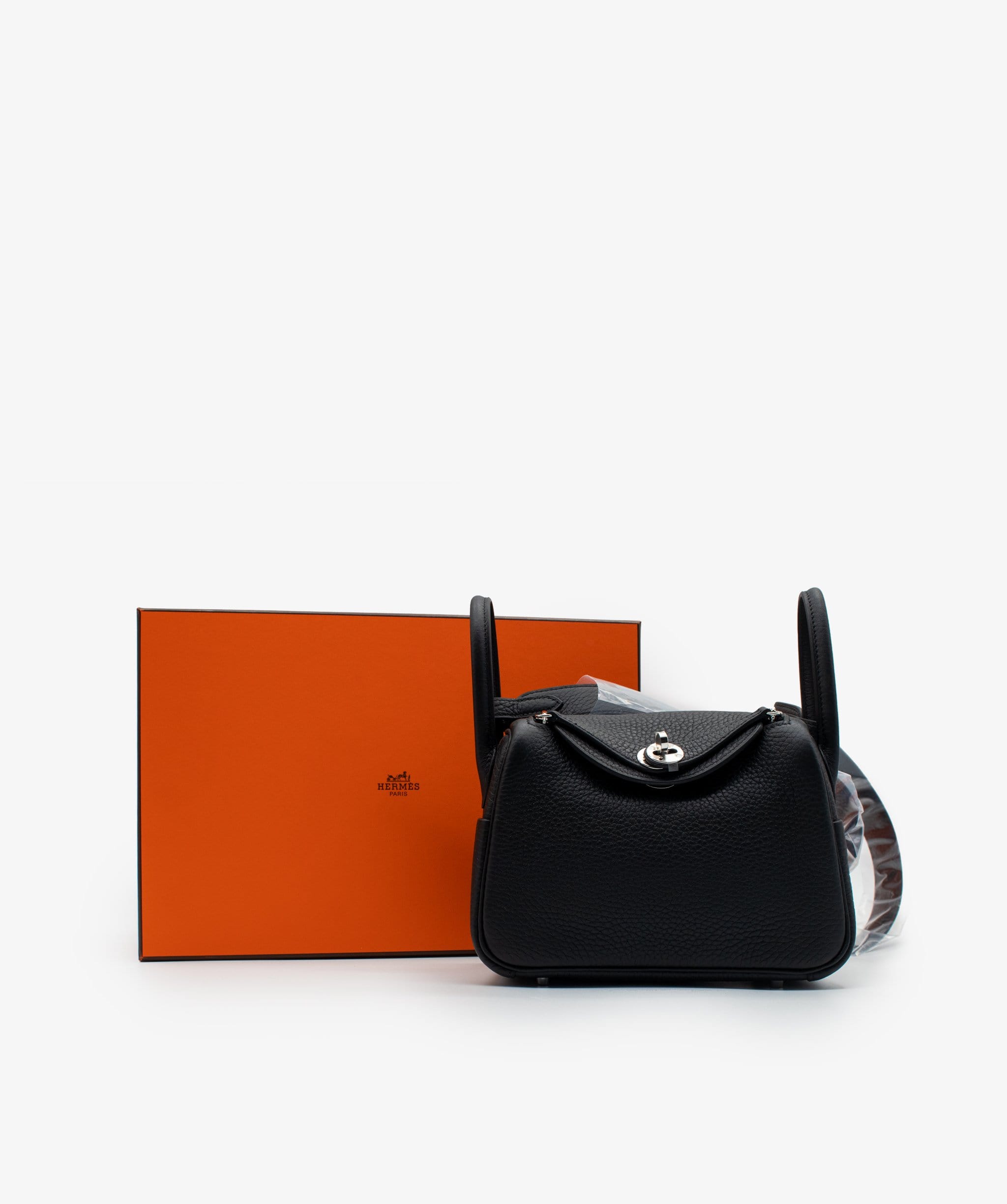 Hermès Hermes Mini Lindy Noir Clemence PHW RJL1014