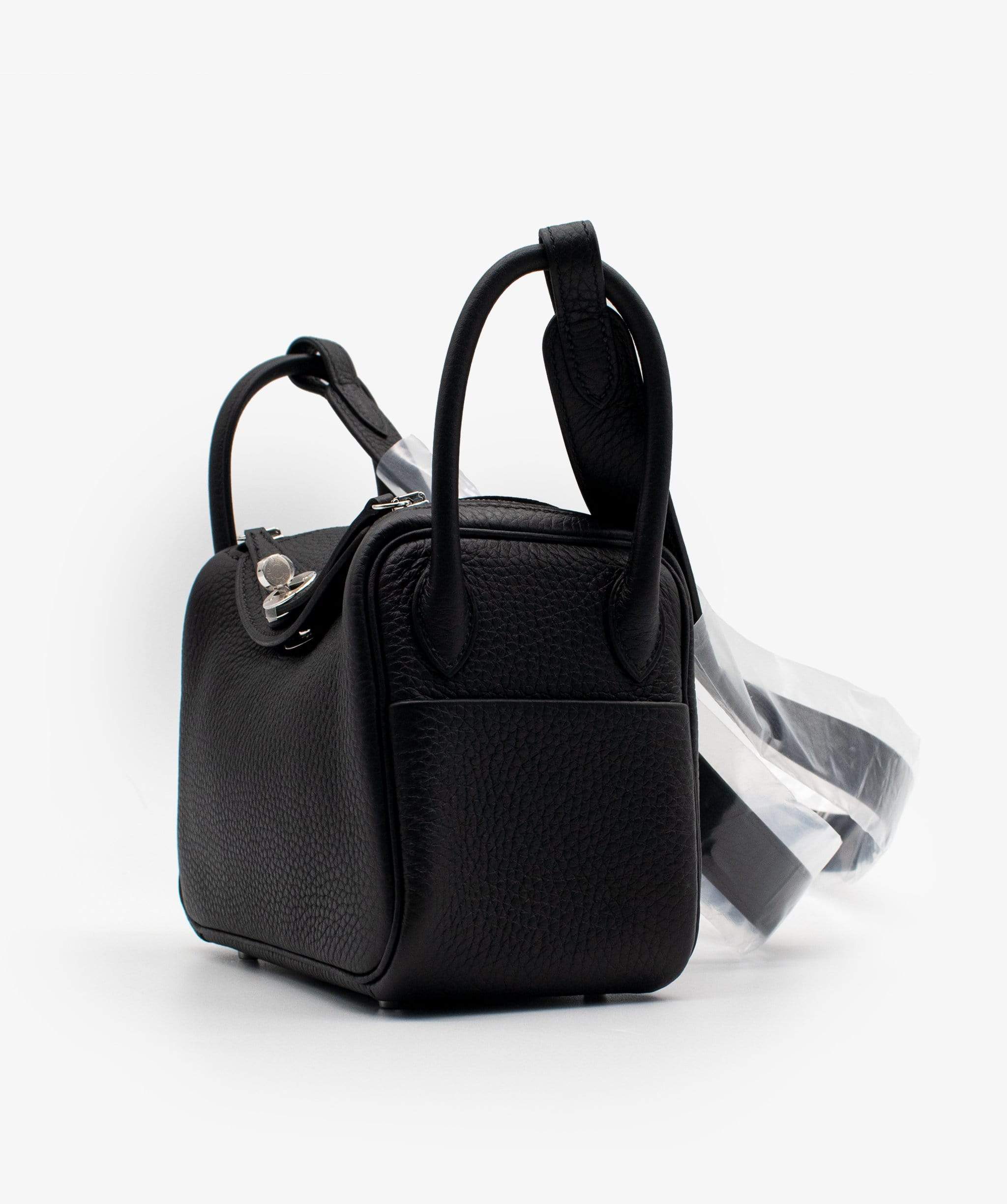 Hermès Hermes Mini Lindy Noir Clemence PHW RJL1014