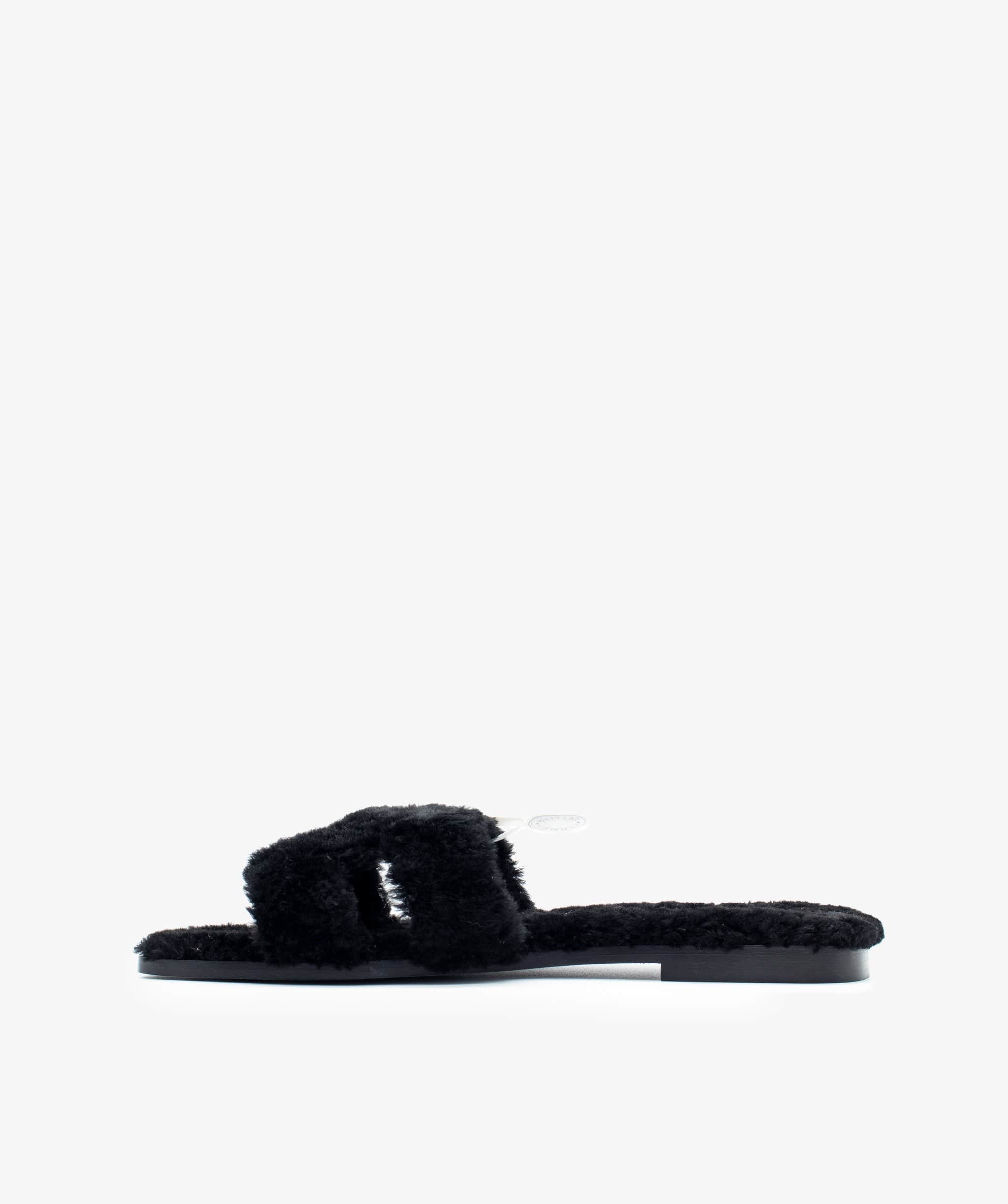 Hermès Hemes Oran Sandal Noir Fur 39 RJL1132