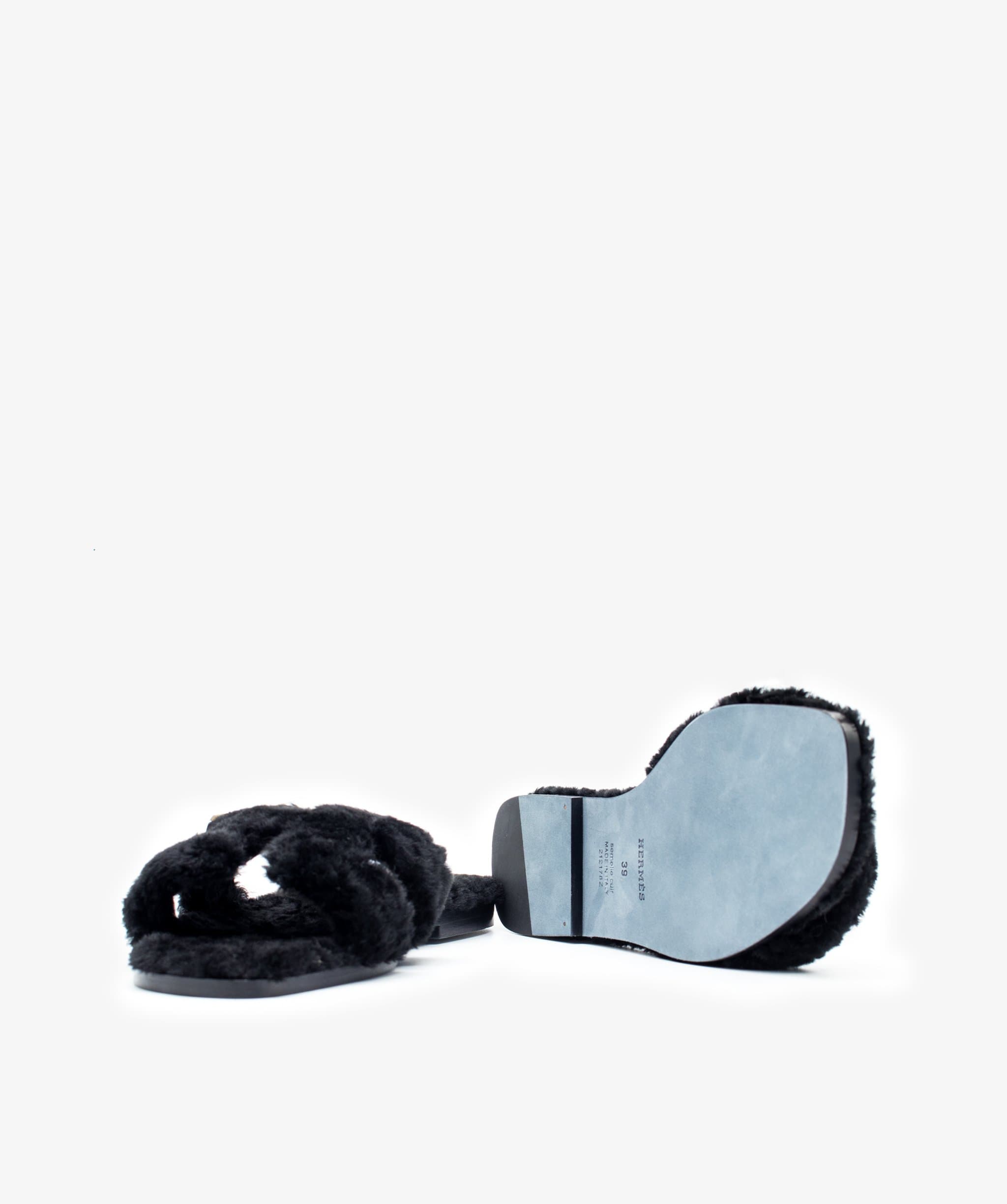 Hermès Hermès Oran Sandal Noir Fur 39 RJL1132