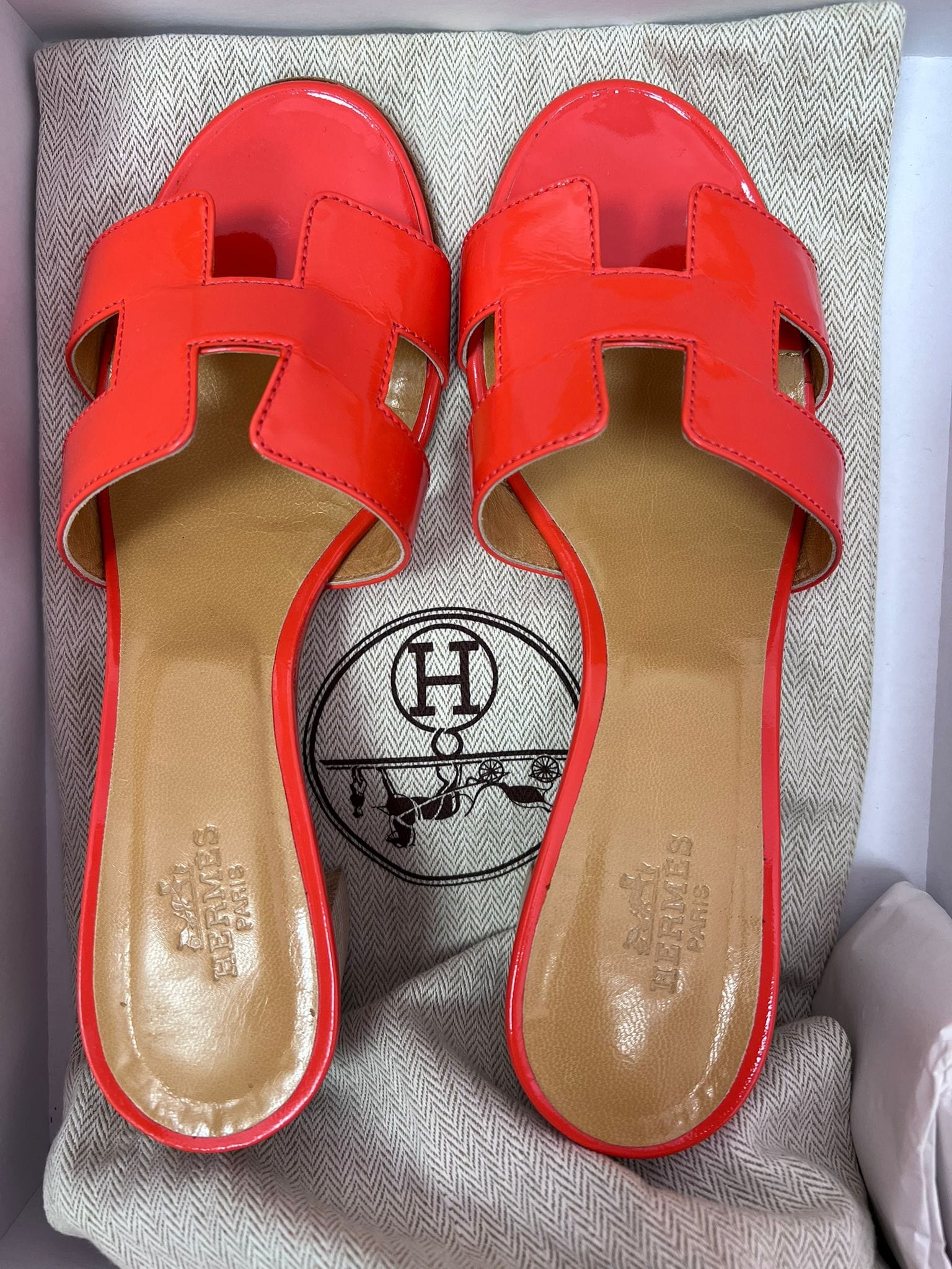 Hermès Hermes Red Orange Oasis Patent SYL1075