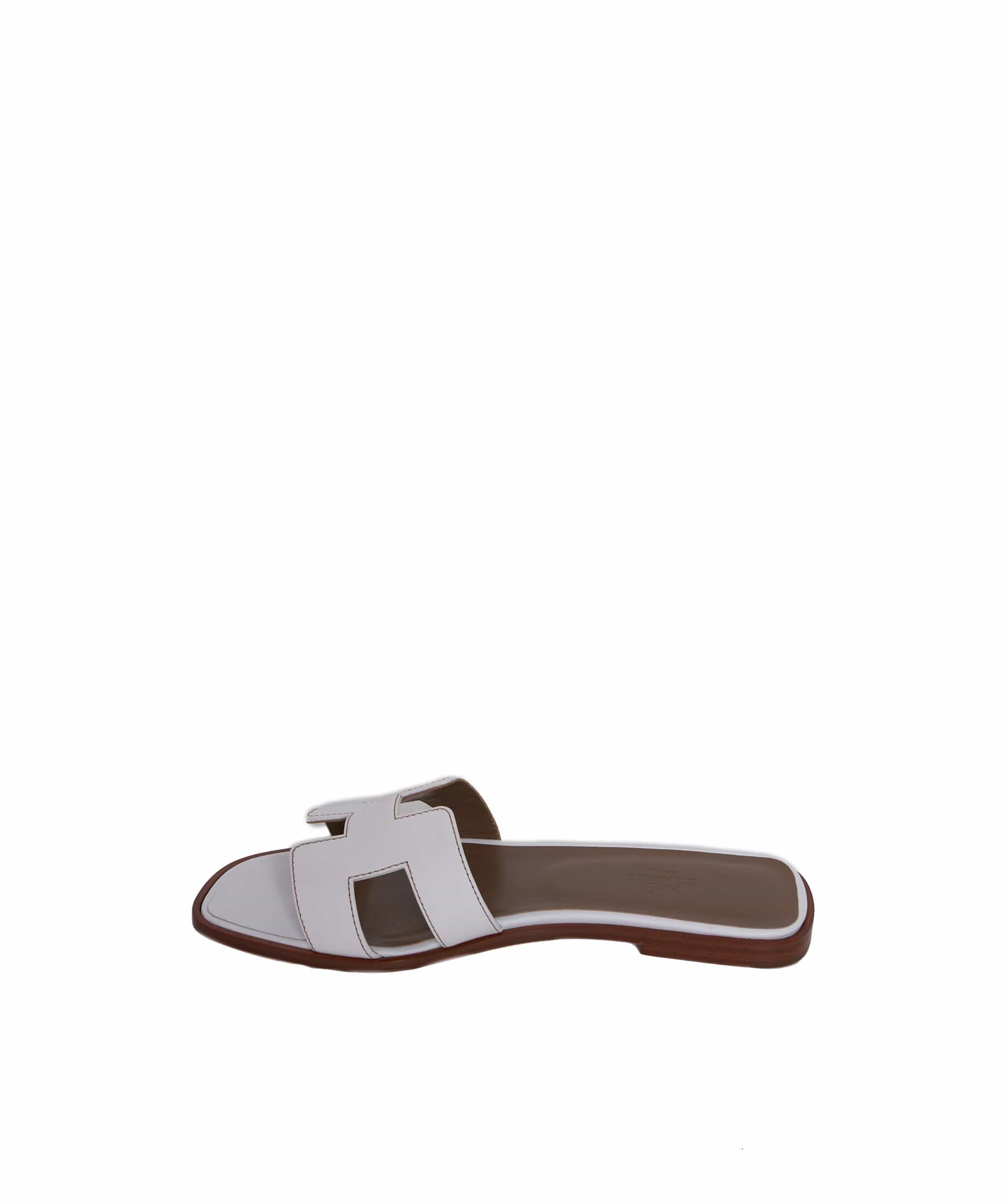 Hermès Hermes White Oran Sandals - AGL1234