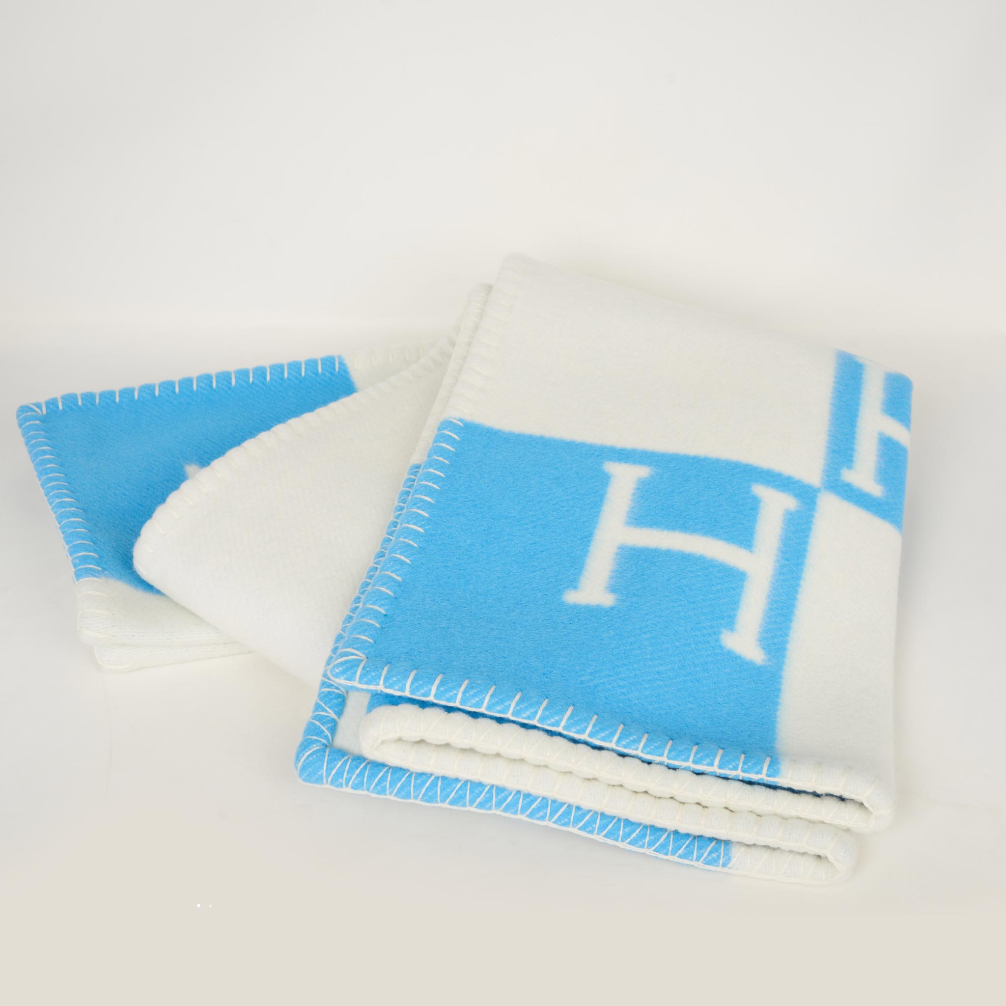 Hermès Hermes Avalon Blanket - Baby Blue