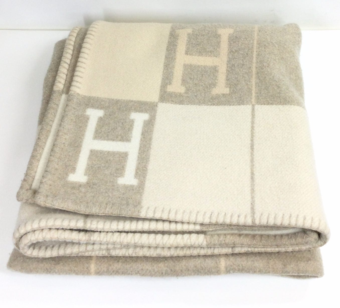 Hermès Hermes Avalon Blanket Beige Wool
 PXL2196