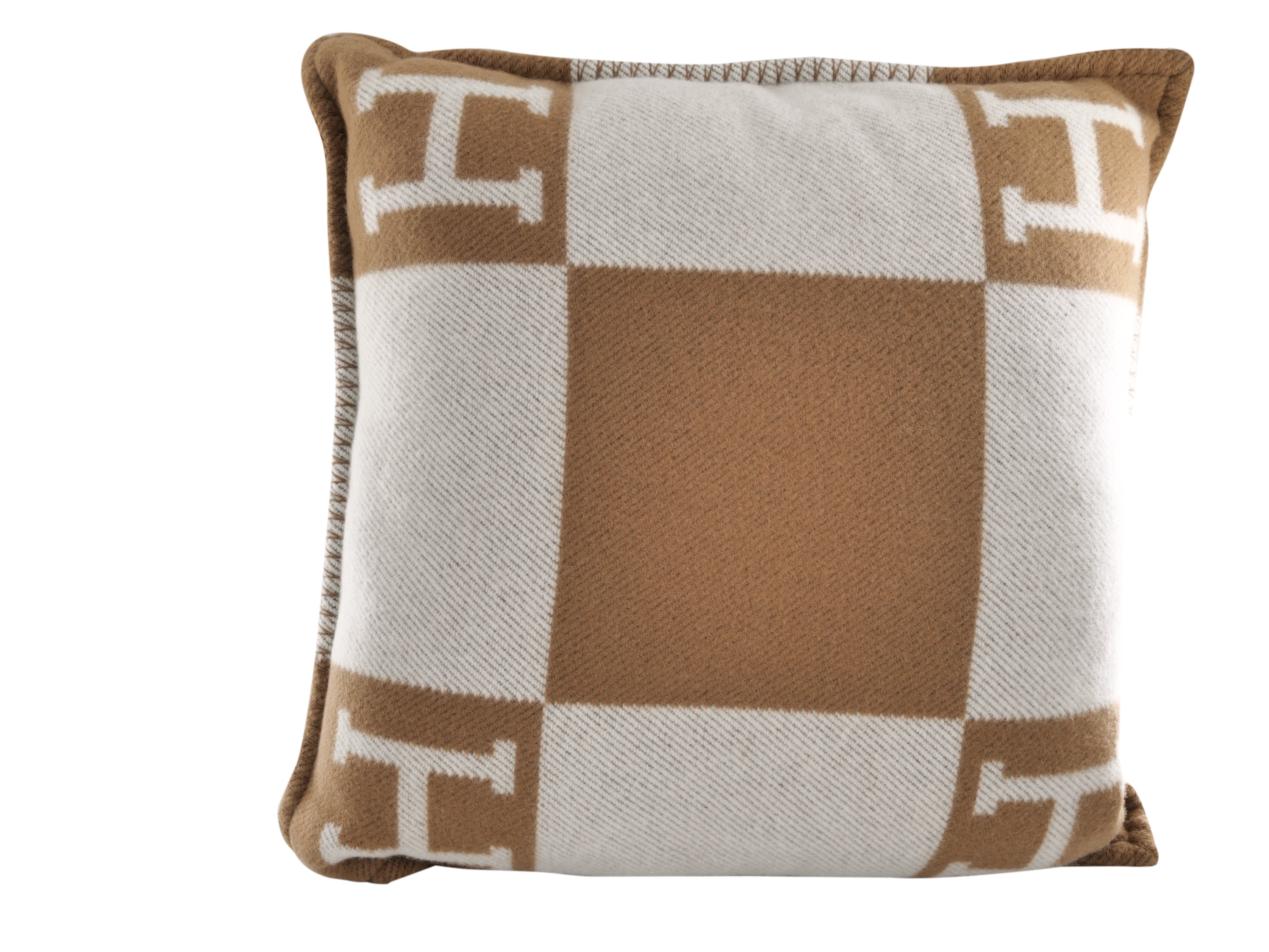 Hermès Avalon Pillow (Small Model) Camel/Ecru 09DEV676