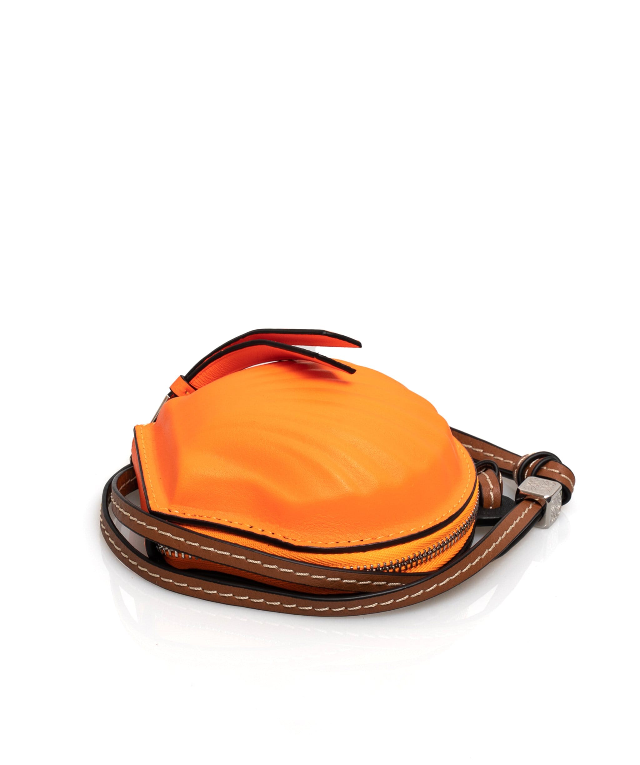 Loewe Loewe Seashell Pouch in Orange MW2573