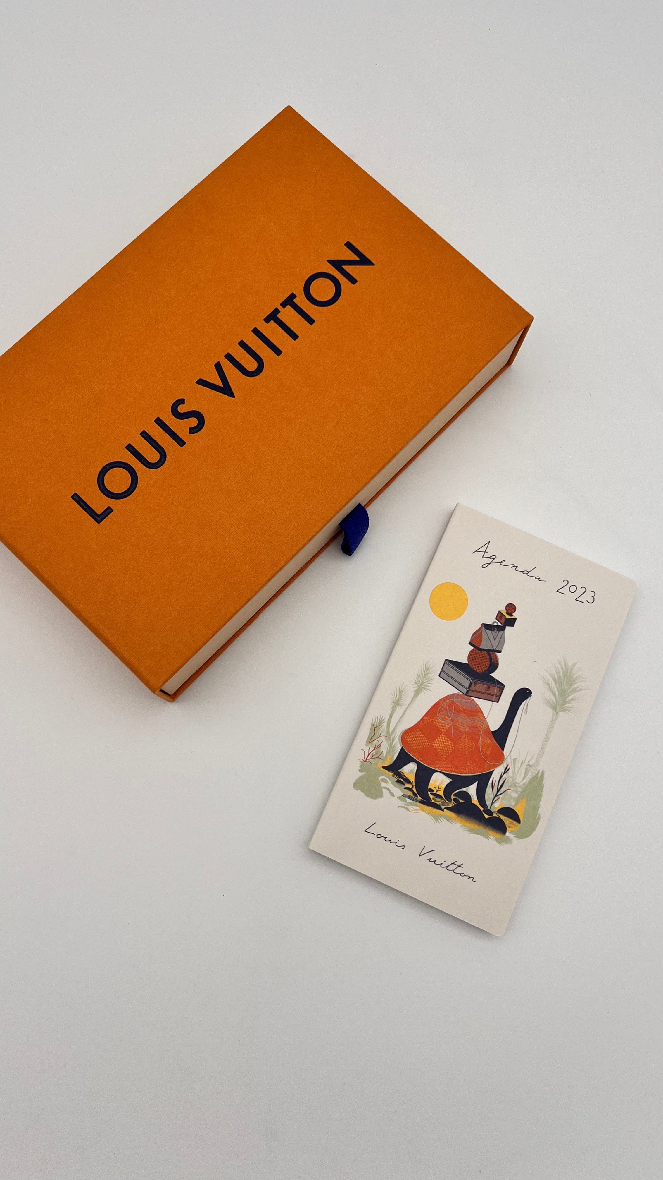 Louis Vuitton Louis Vuitton 2023 Pocket Weekly Agenda Refill ASL6239