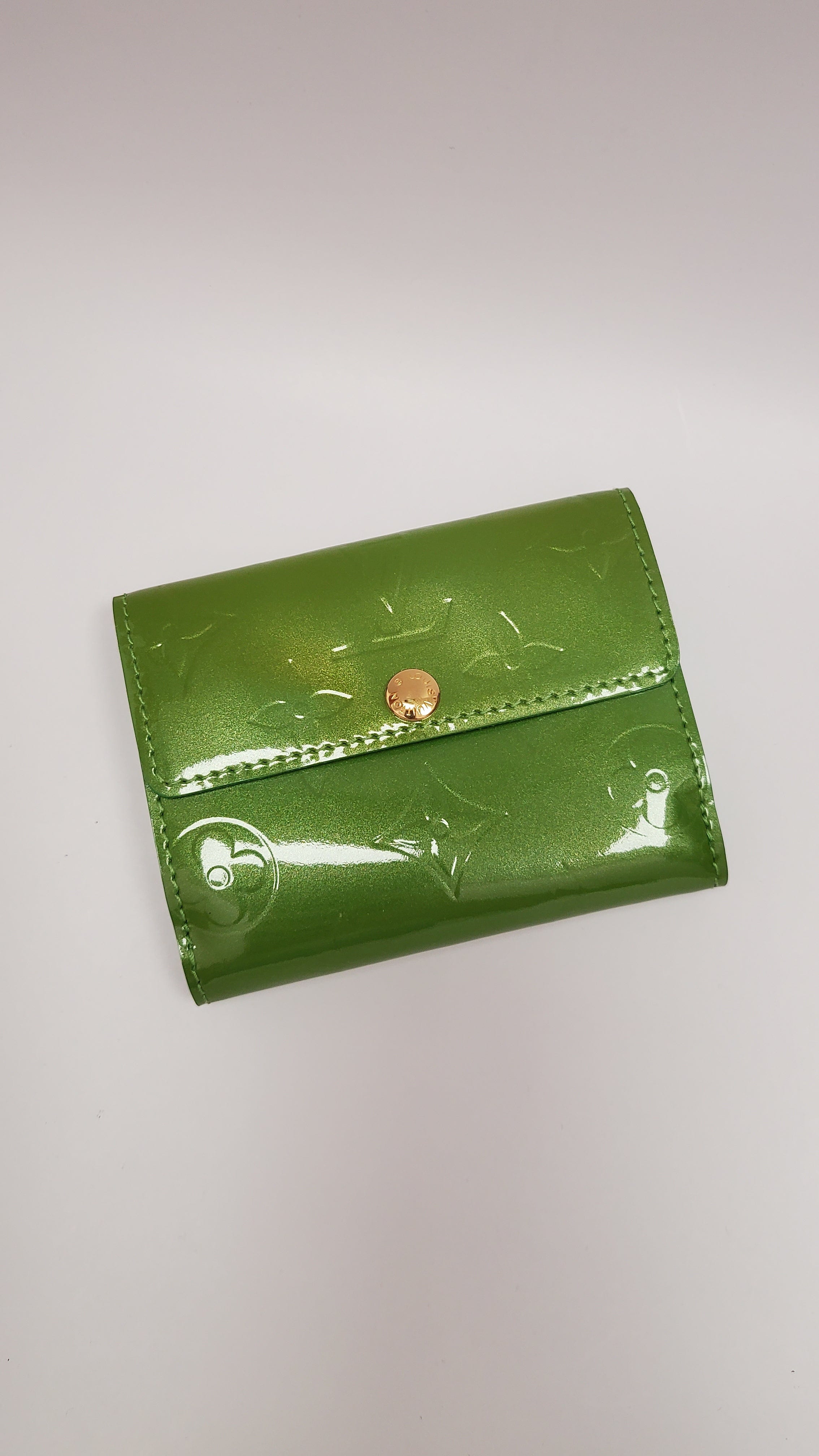 Louis Vuitton Louis Vuitton Alexandra Green Vernis Compact Wallet  SKC1090