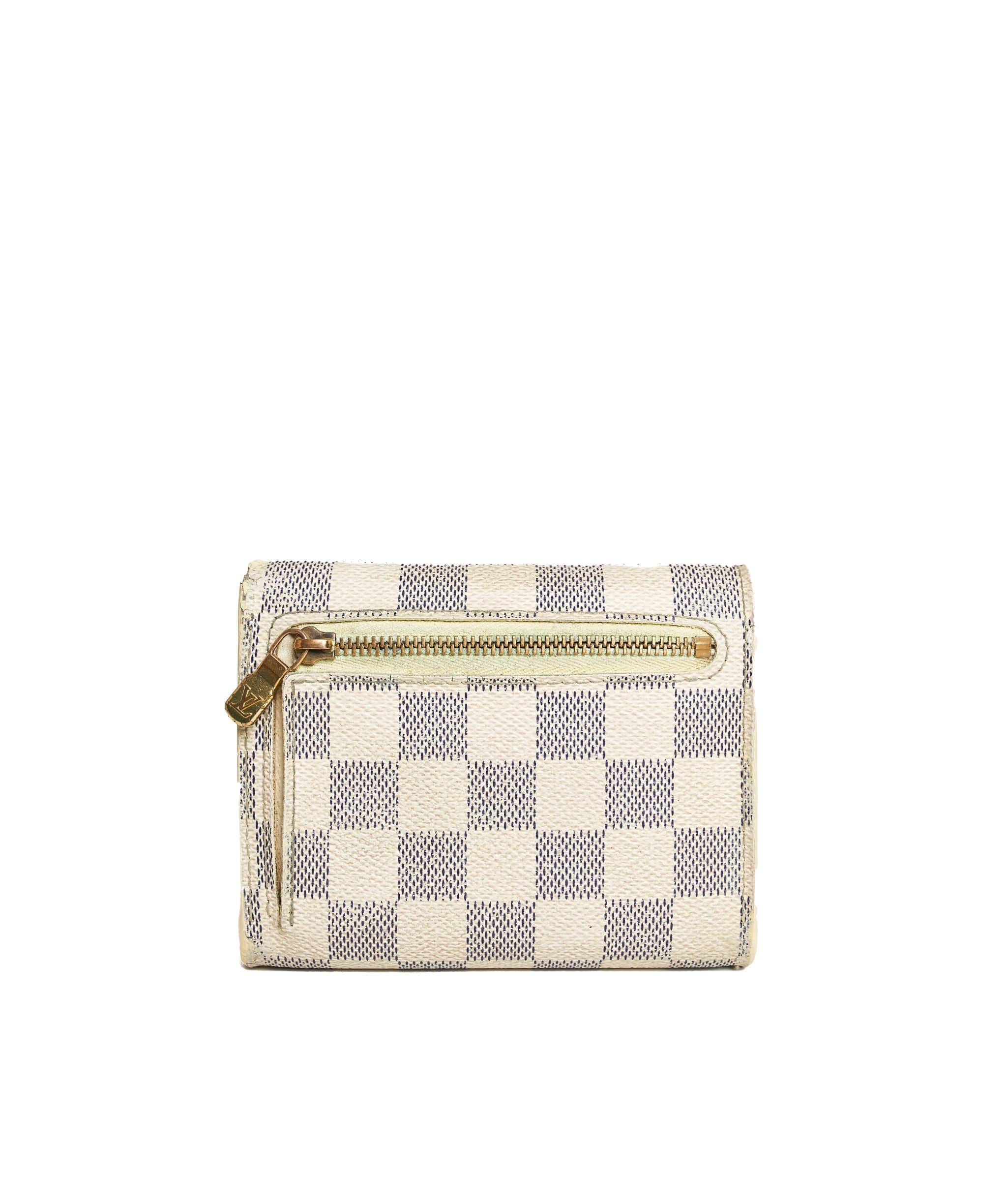 Louis Vuitton Louis Vuitton Damier Ecru wallet.