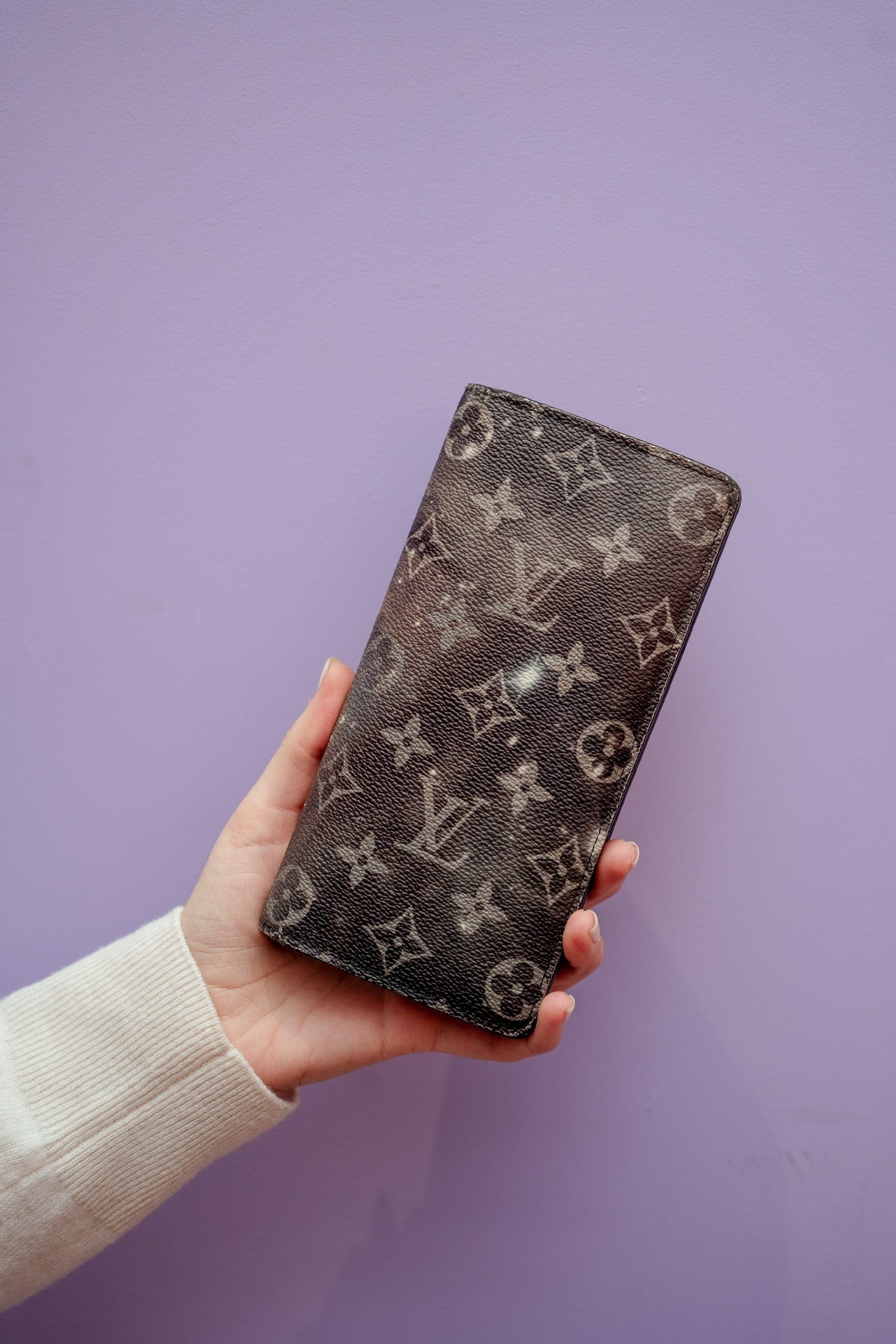 Louis Vuitton Louis Vuitton Limited Edition Virgil Abloh Galaxy Brazza Wallet - AWL2402