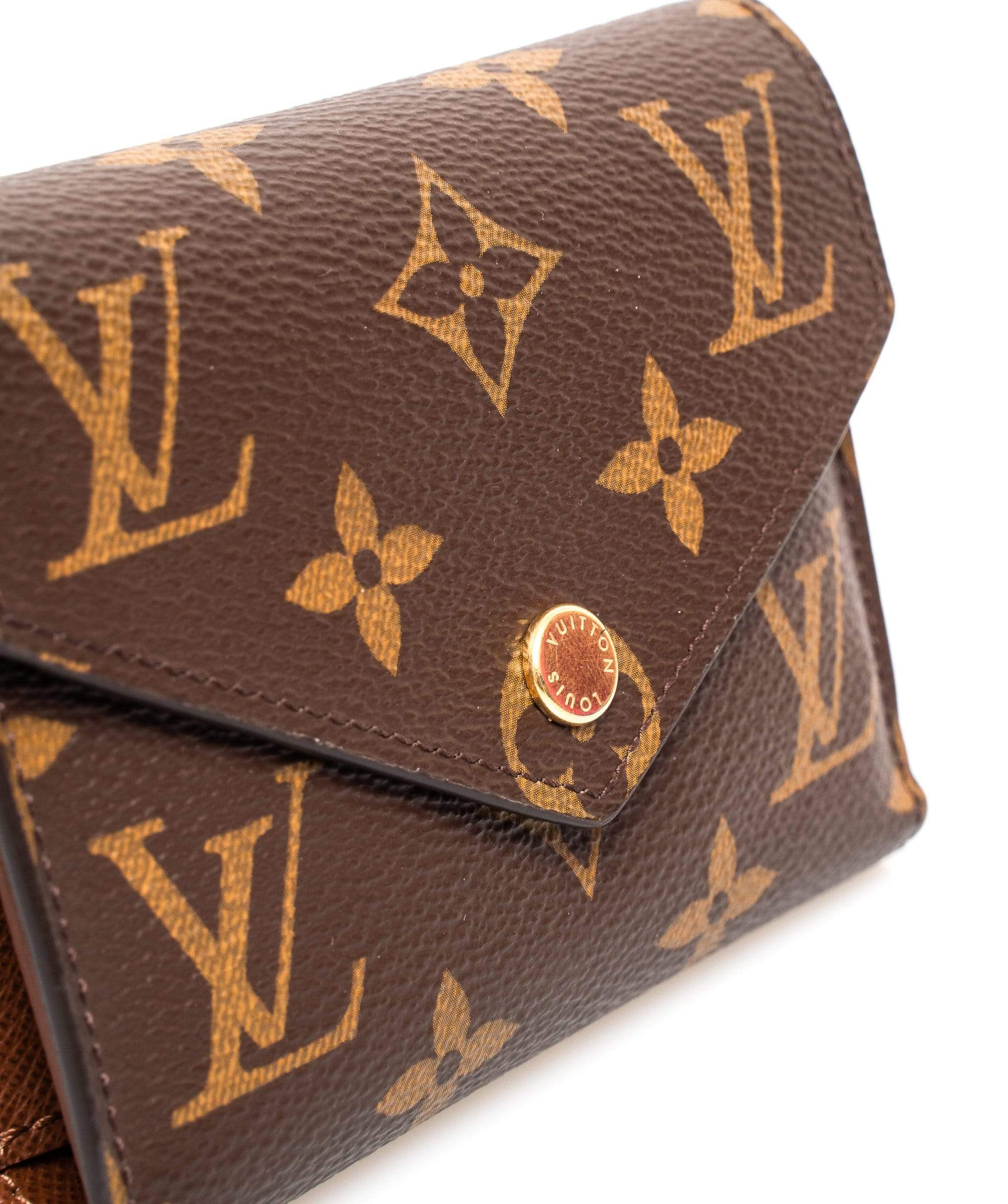 Louis Vuitton Louis Vuitton Monogram French wallet - ADL1473