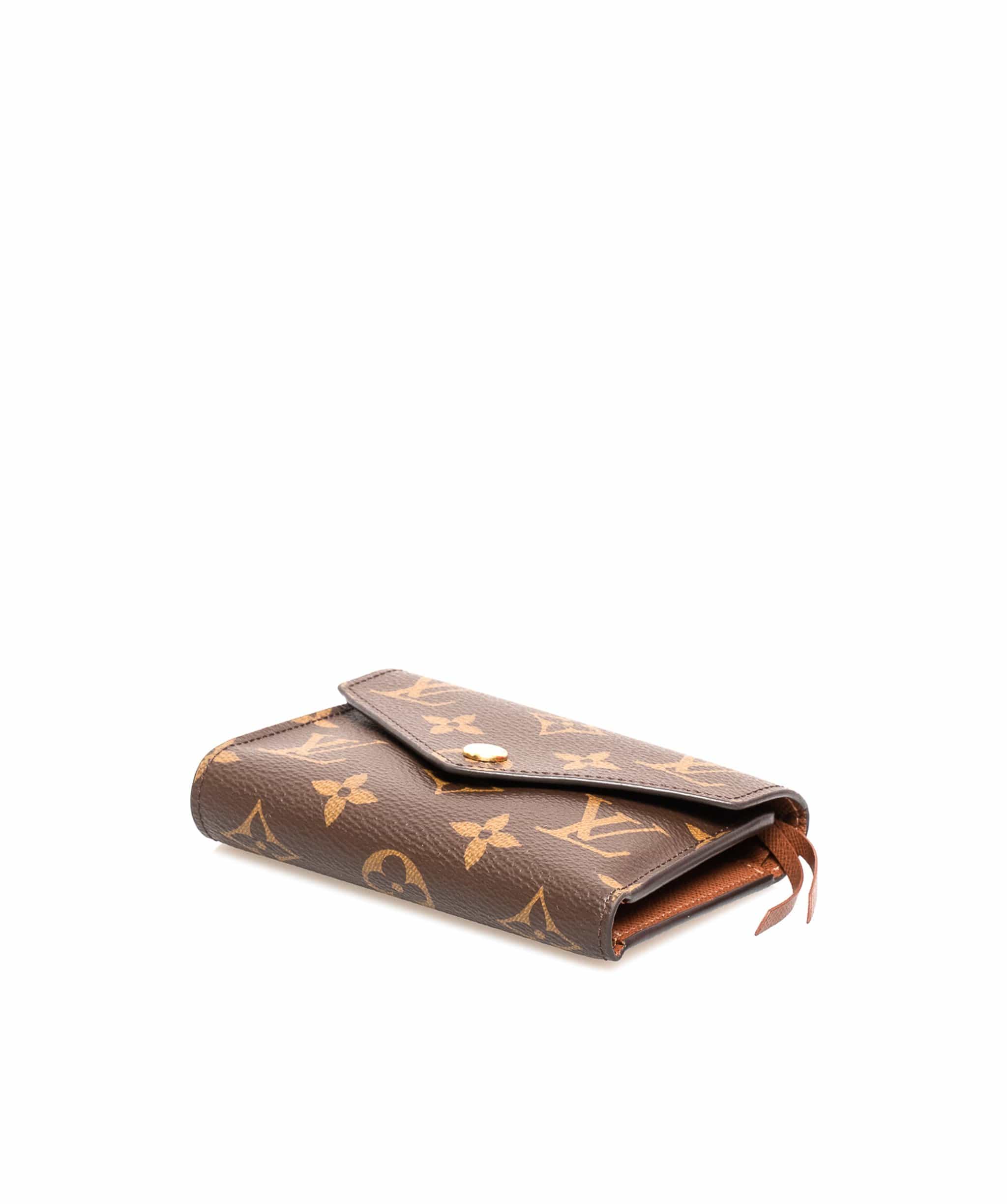 Louis Vuitton Louis Vuitton Monogram French wallet - ADL1473