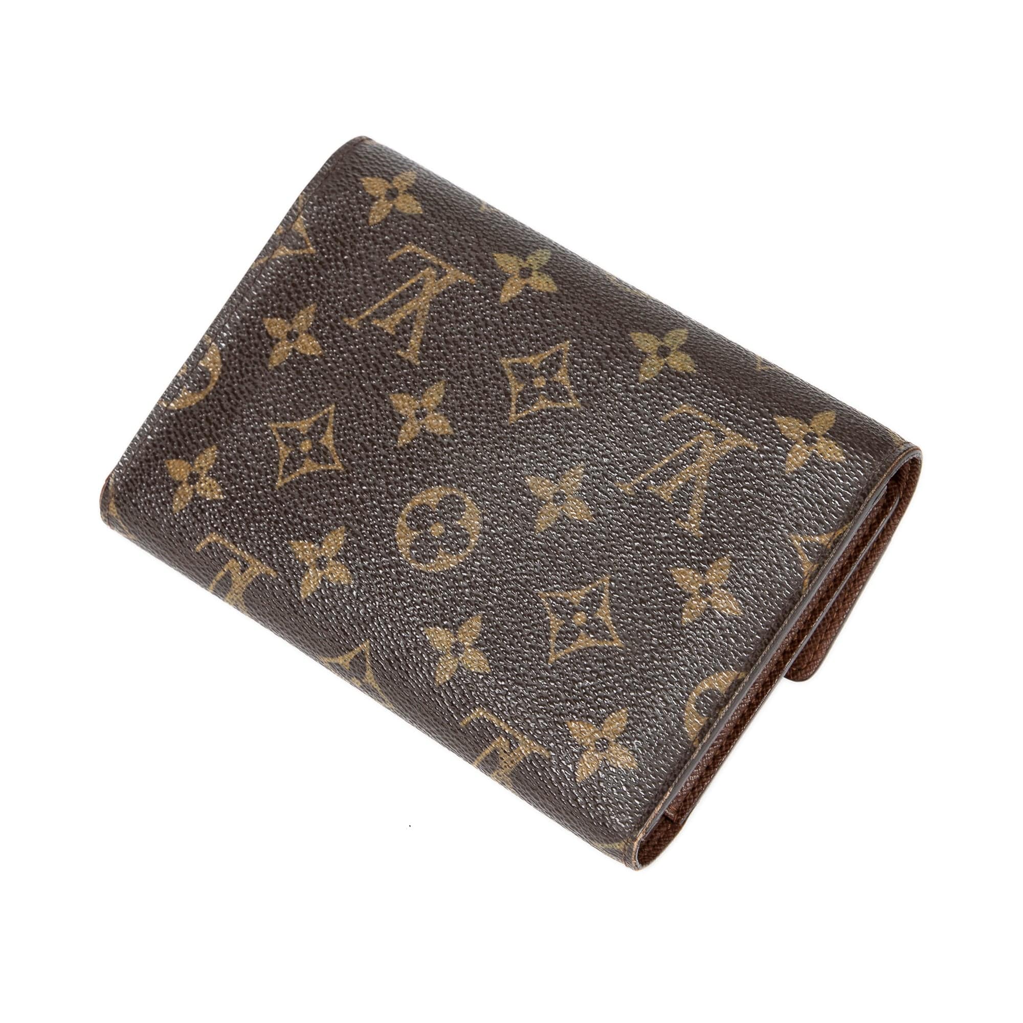 Louis Vuitton Louis Vuitton Monogram Organizer Wallet 323