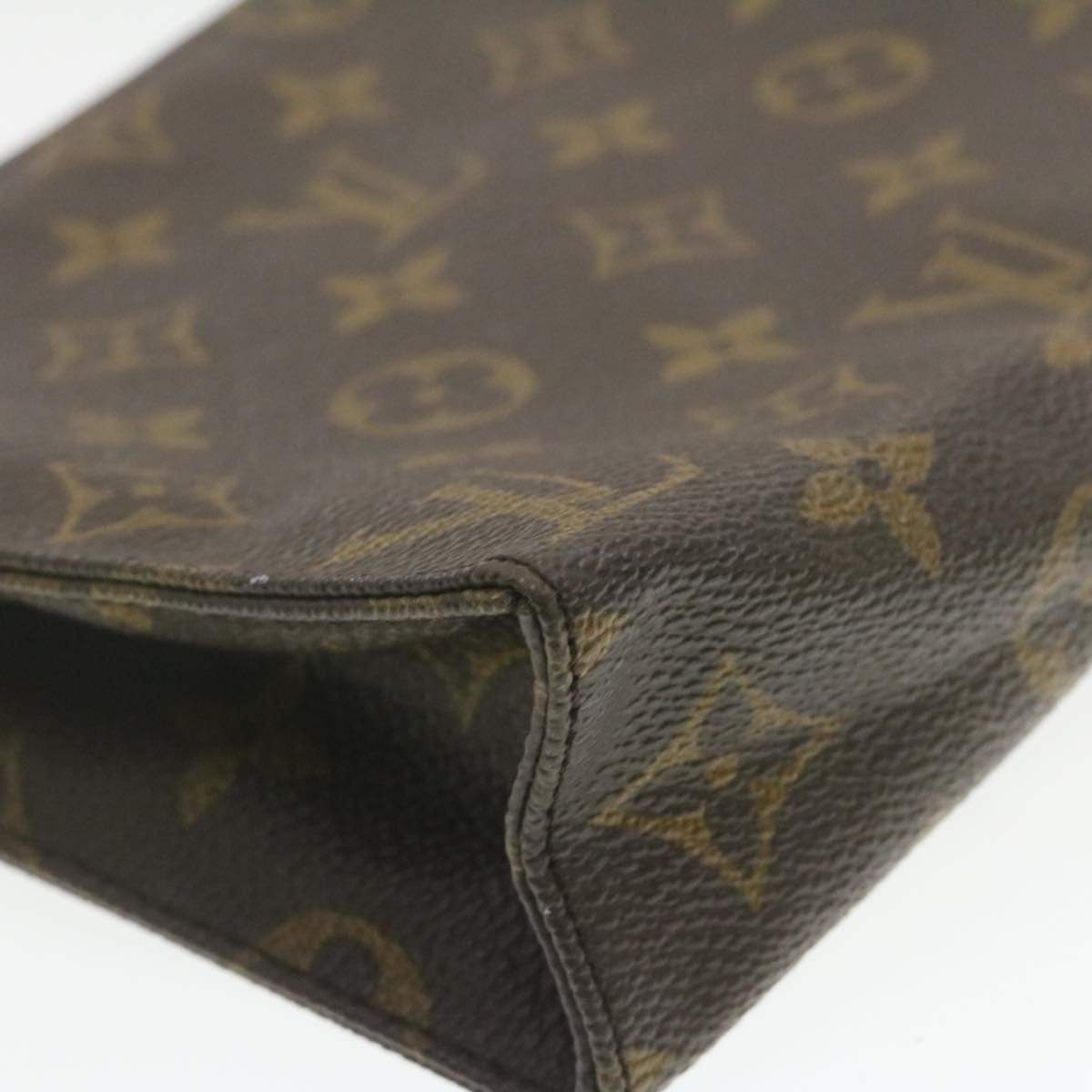 Louis Vuitton Louis Vuitton Monogram Poche Toilette 19