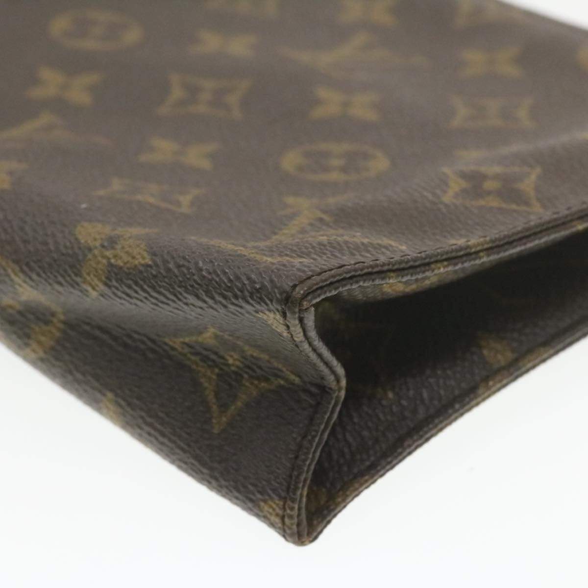 Louis Vuitton Louis Vuitton Monogram Poche Toilette 19