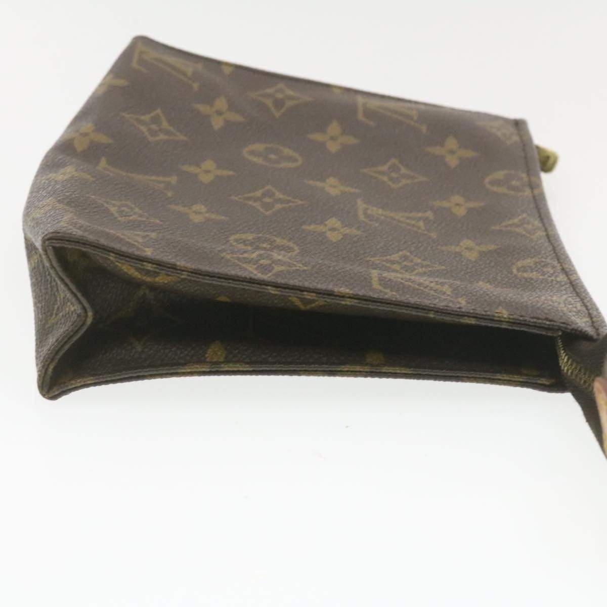 Louis Vuitton Louis Vuitton Monogram Poche Toilette 19