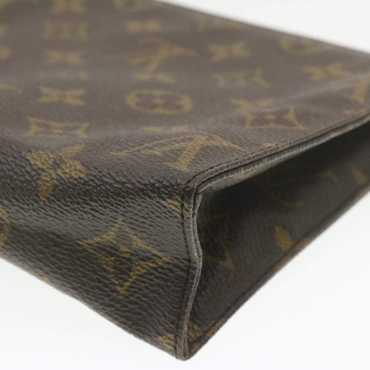 Louis Vuitton Louis Vuitton Monogram Poche Toilette 19