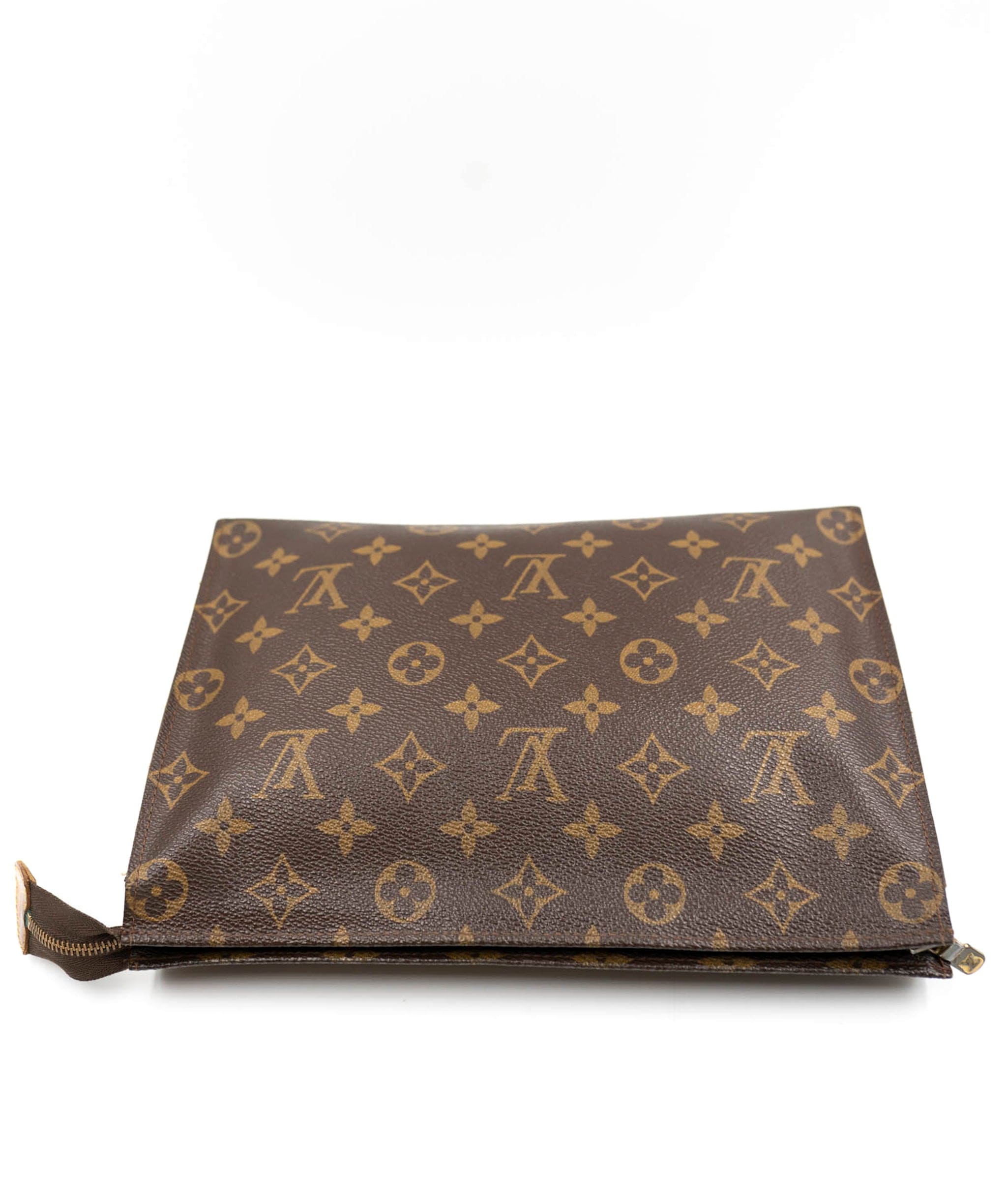 Louis Vuitton LOUIS VUITTON Monogram Poche Toilette Bag - AWL3652