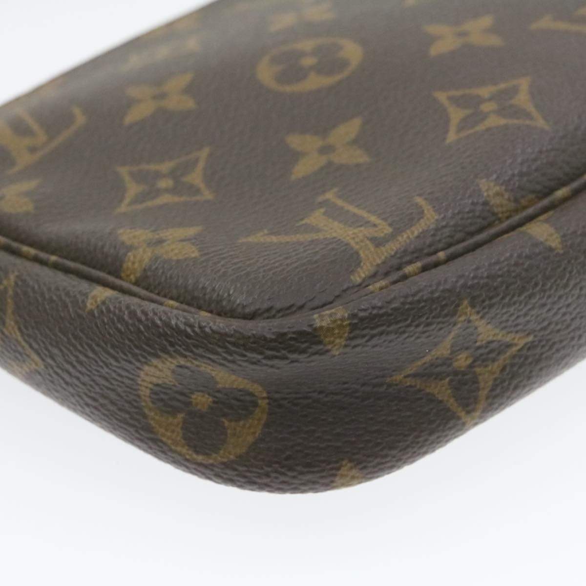 Louis Vuitton Louis Vuitton Monogram Pochette Accessoires MW2295