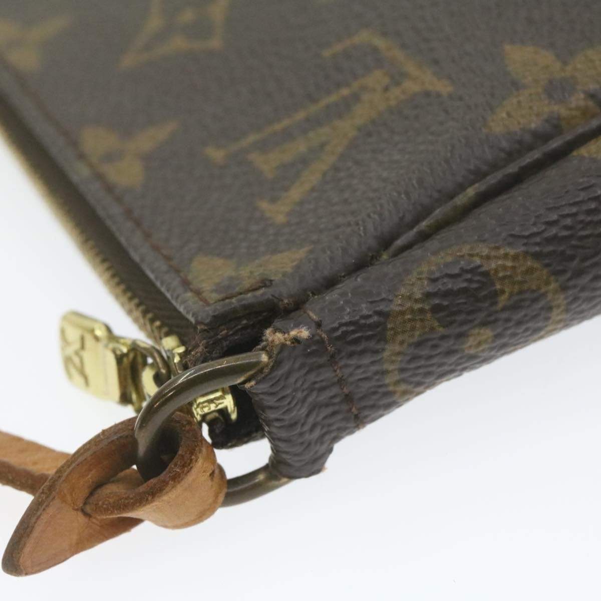 Louis Vuitton Louis Vuitton Monogram Pochette Accessoires MW2296