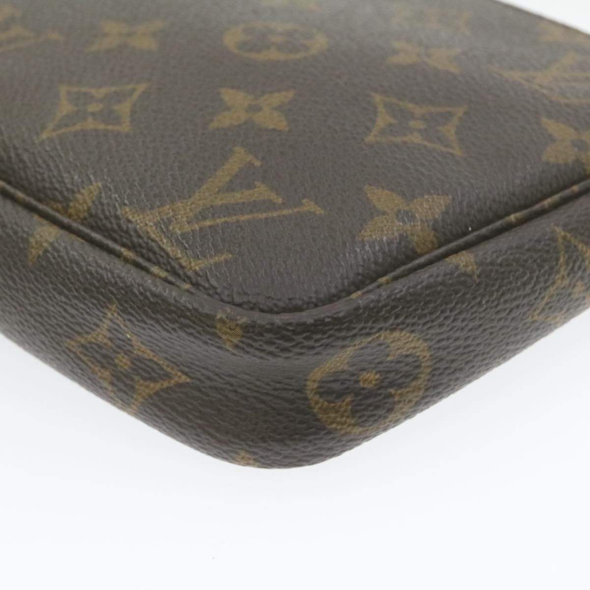 Louis Vuitton Louis Vuitton Monogram Pochette Accessoires MW2298