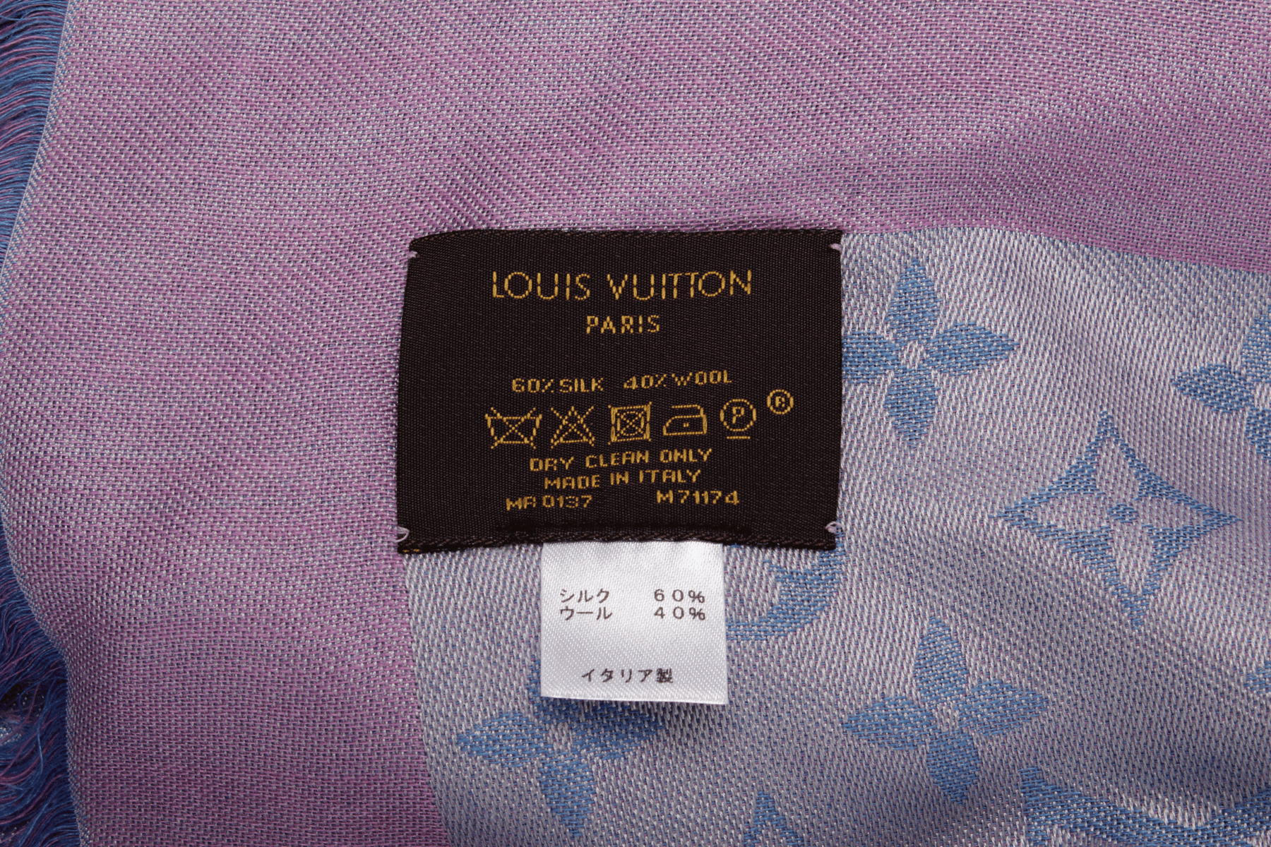 Louis Vuitton Louis Vuitton Monogram Shawl MW2851