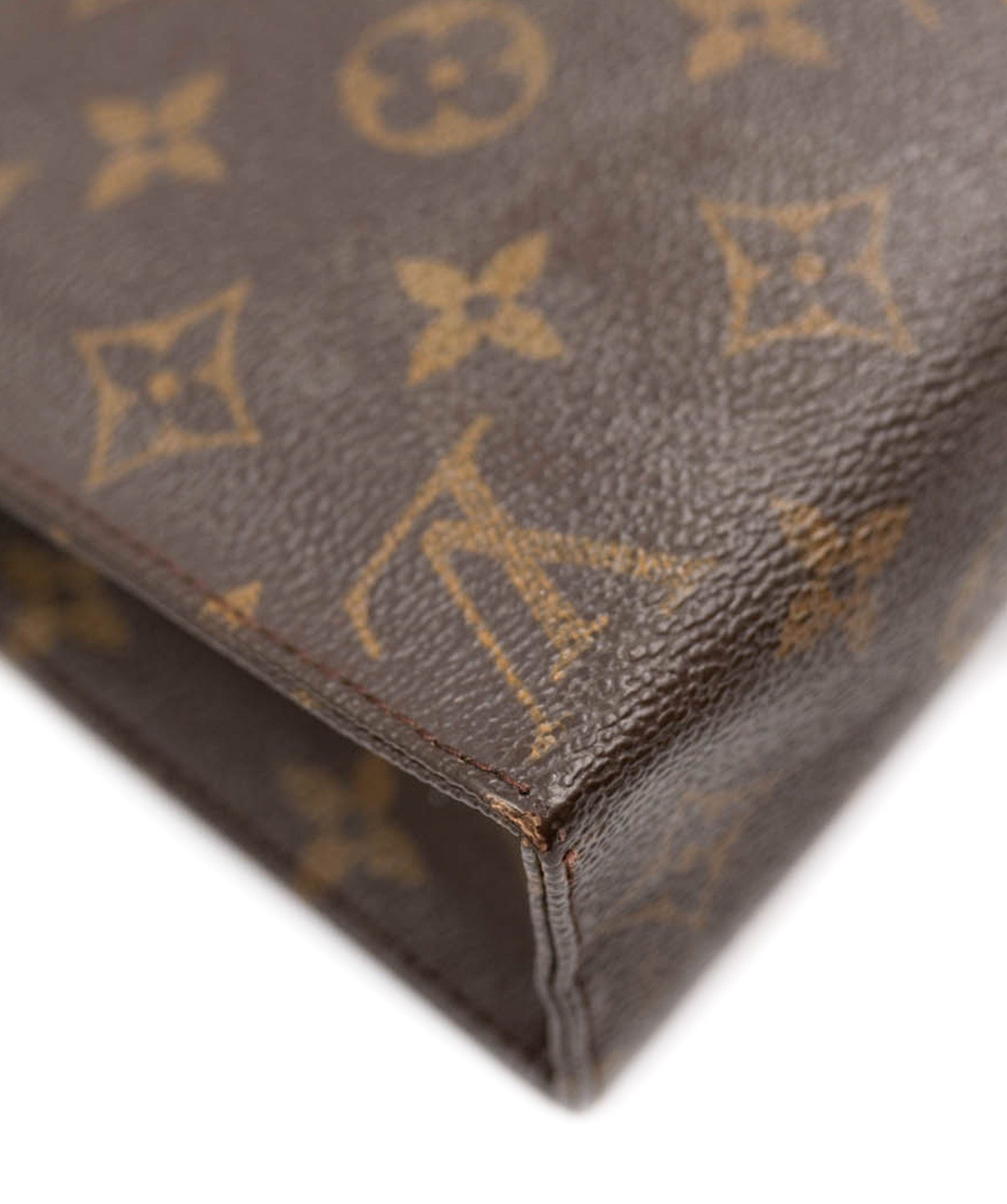 Louis Vuitton Louis Vuitton Monogram Toiletry 19 AGL2342