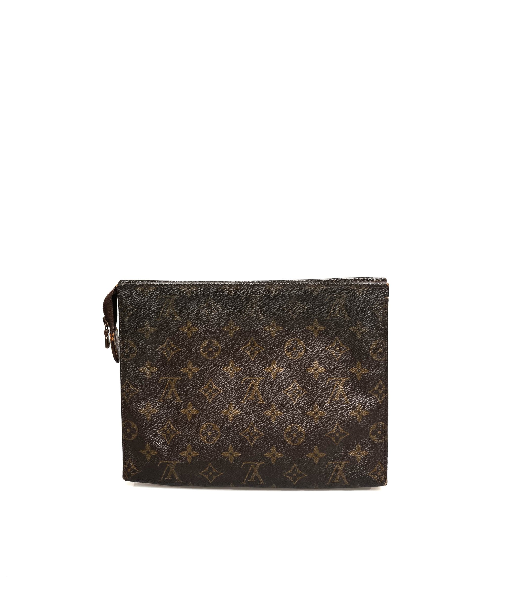 Louis Vuitton LOUIS VUITTON Monogram Toiletry Pouch 26 - AWL1913