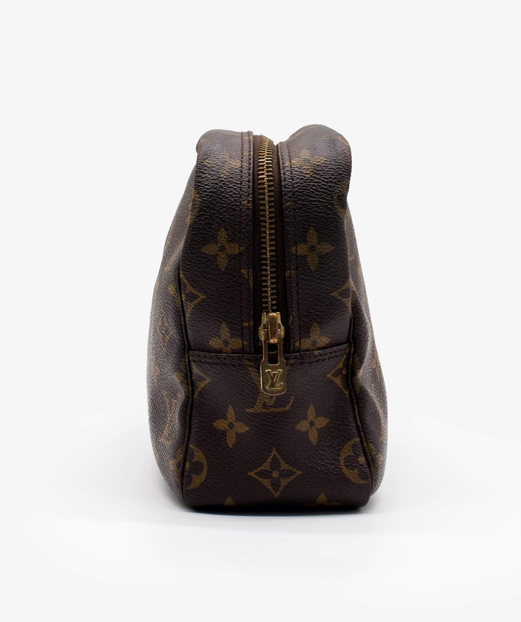 Louis Vuitton Louis Vuitton Monogram Trousse Toiletry Bag RJL1235