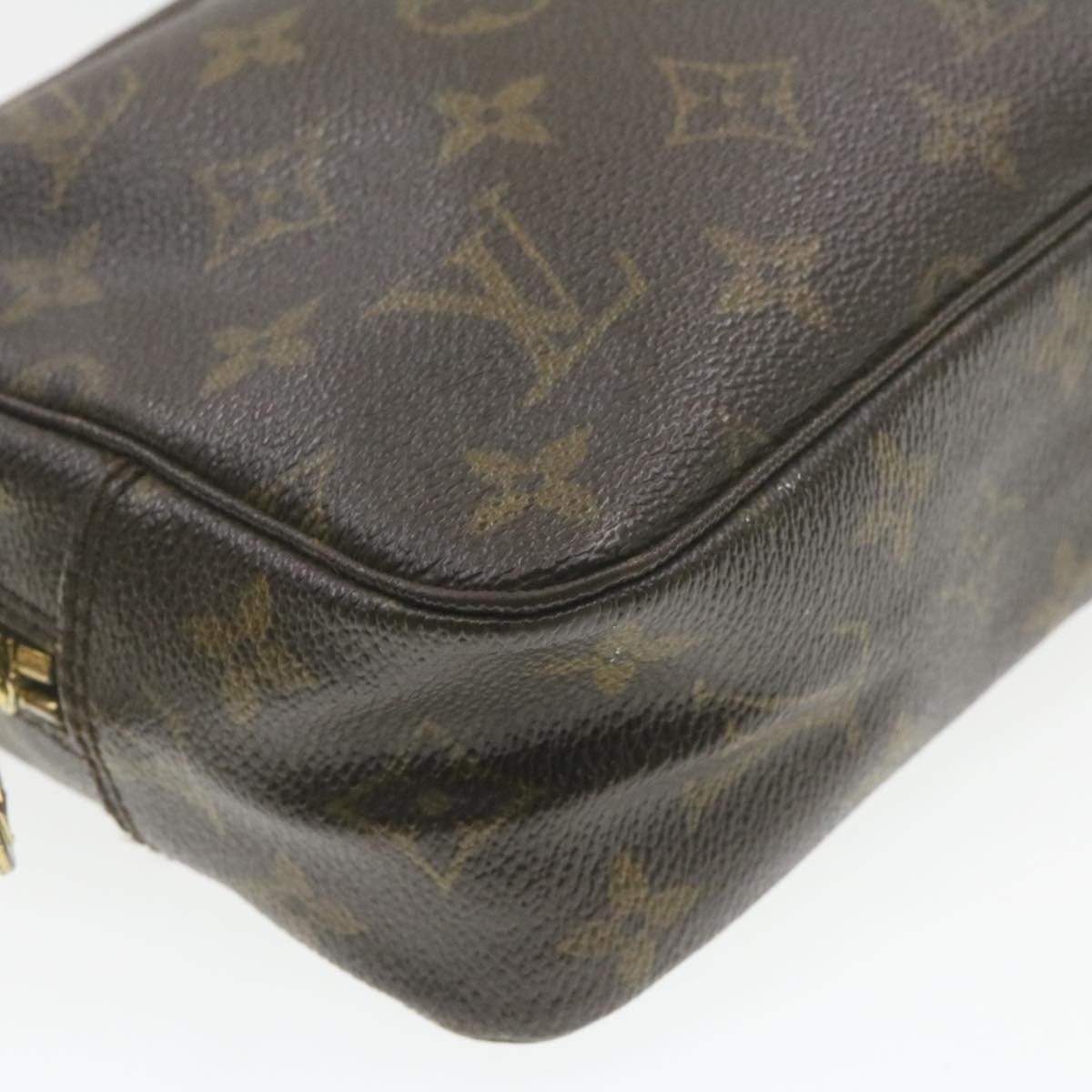 Louis Vuitton LOUIS VUITTON Monogram Trousse Toilette 23 Clutch Bag 864TH