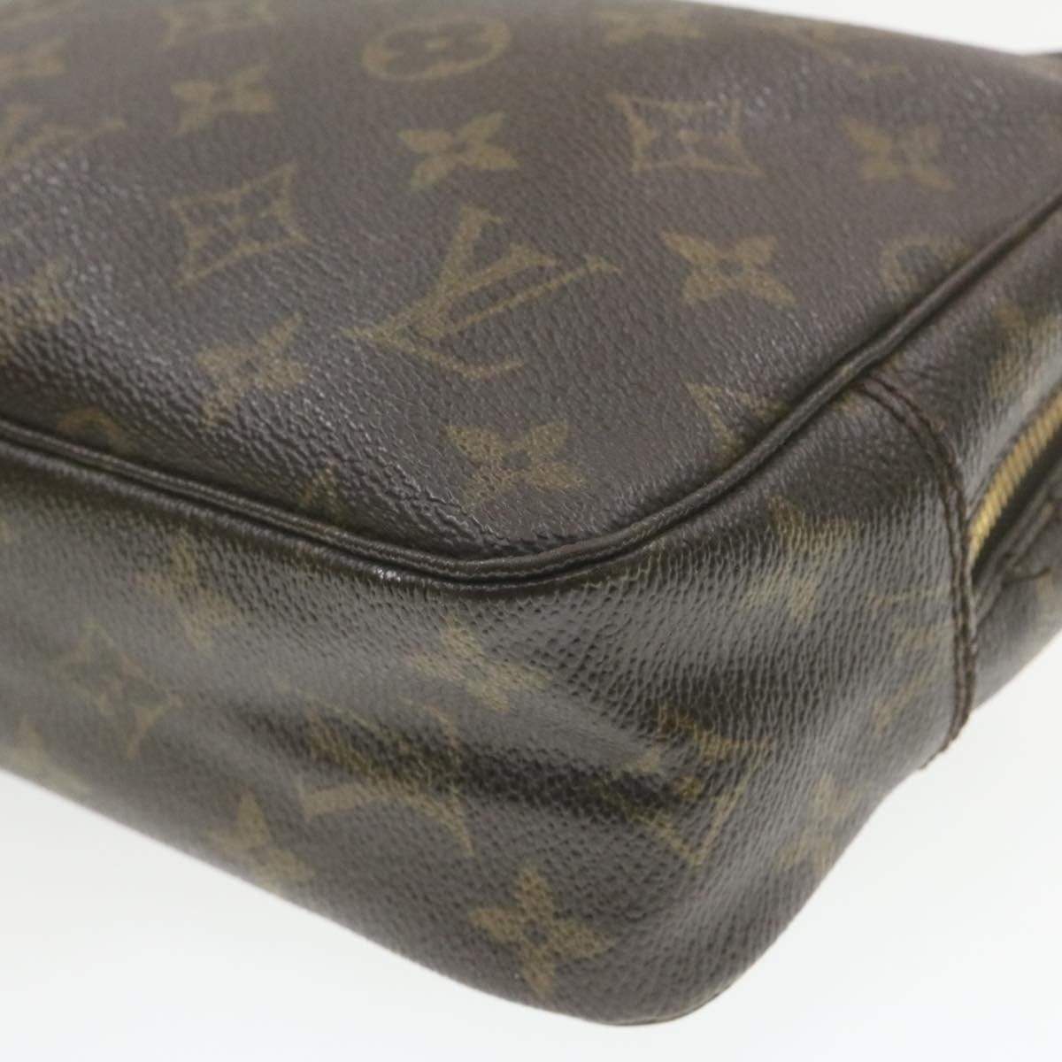 Louis Vuitton LOUIS VUITTON Monogram Trousse Toilette 23 Clutch Bag 864TH