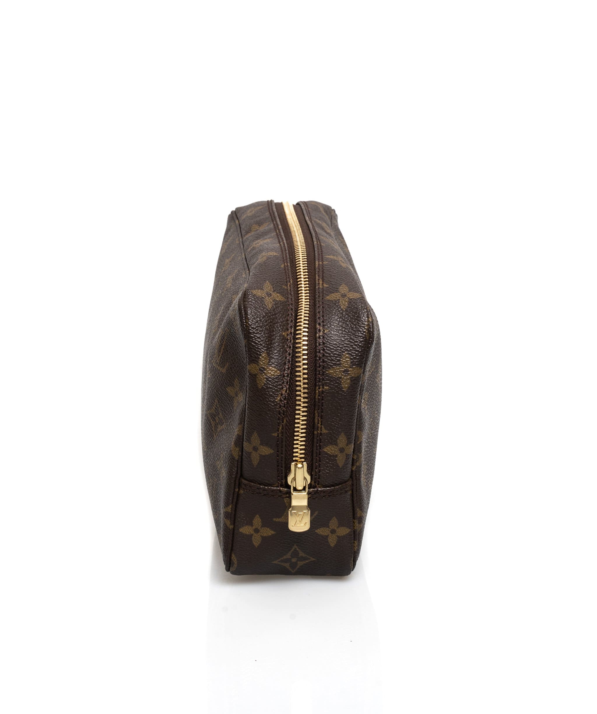 Louis Vuitton LOUIS VUITTON Monogram Trousse Toilette 23 Clutch Bag - AWL1580