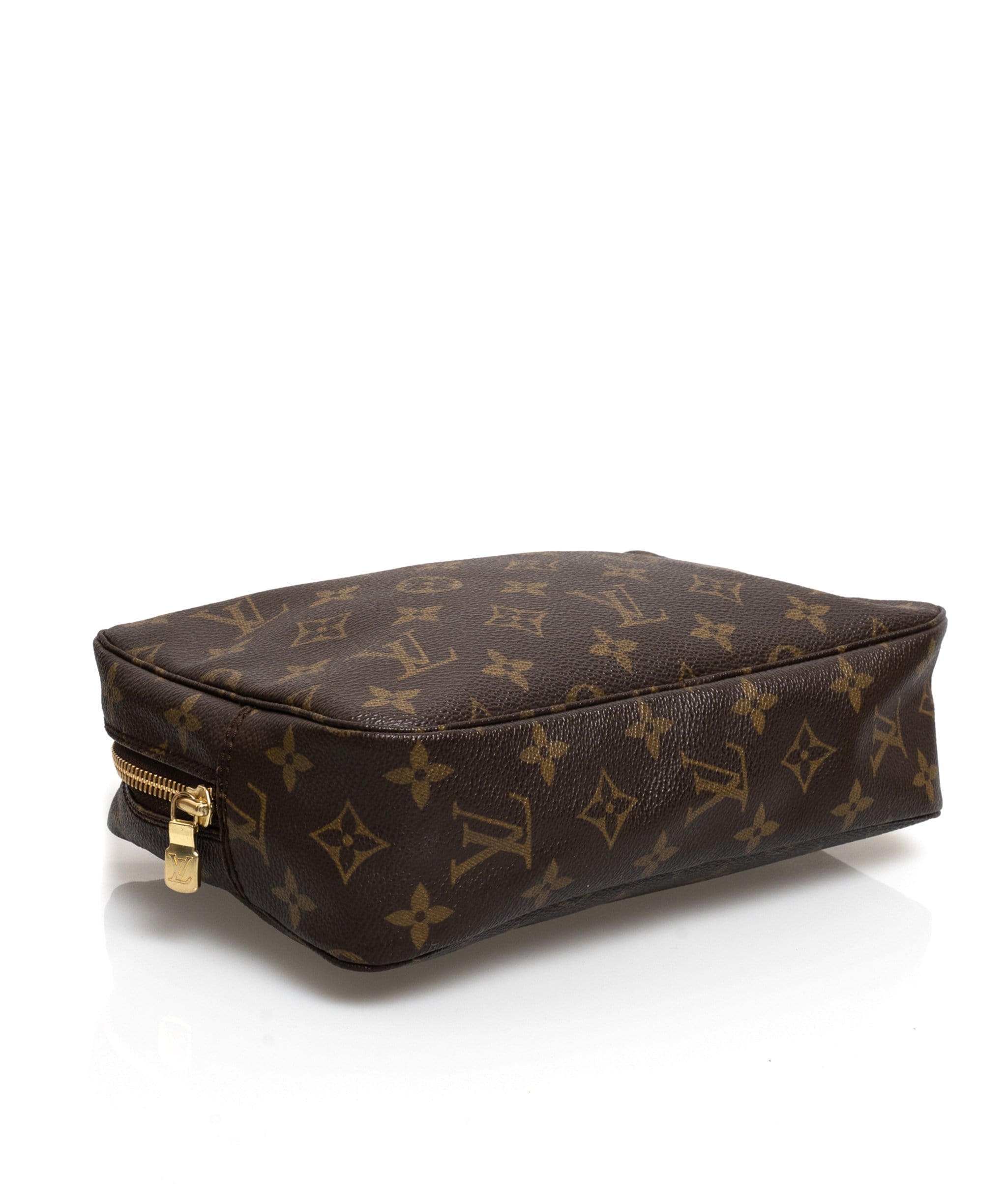 Louis Vuitton LOUIS VUITTON Monogram Trousse Toilette 23 Clutch Bag - AWL1580