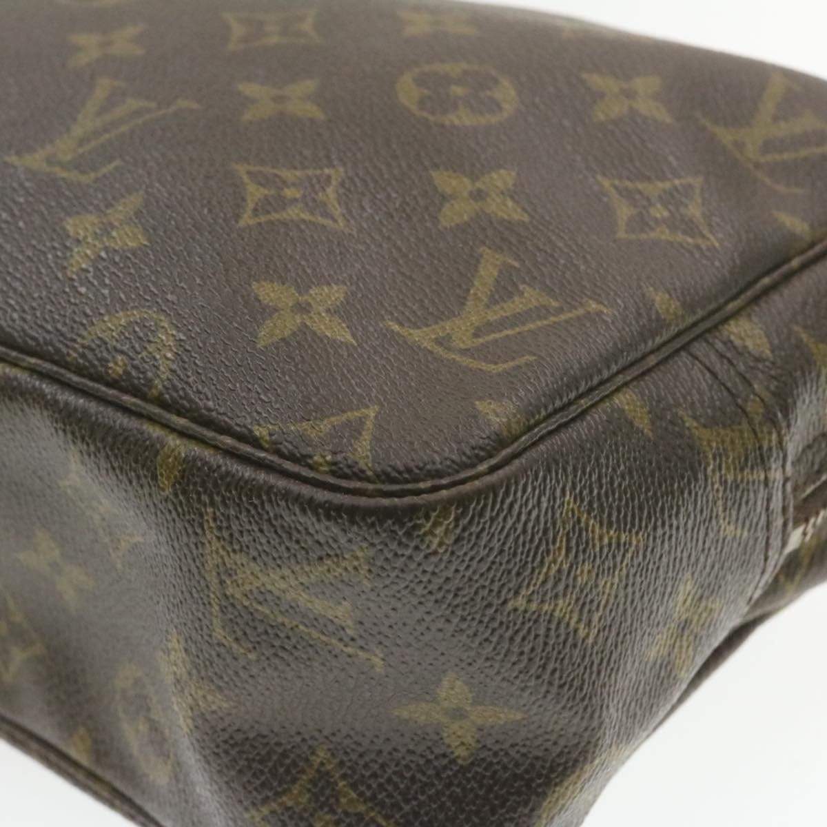 Louis Vuitton Louis Vuitton Monogram Trousse Toilette 28