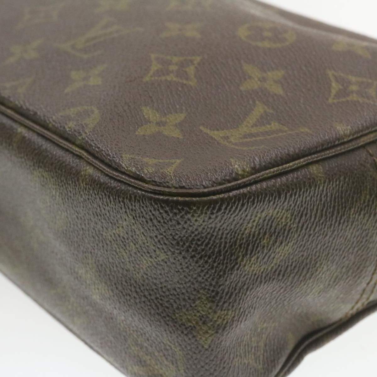 Louis Vuitton LOUIS VUITTON Monogram Trousse Toilette 28 Clutch Bag