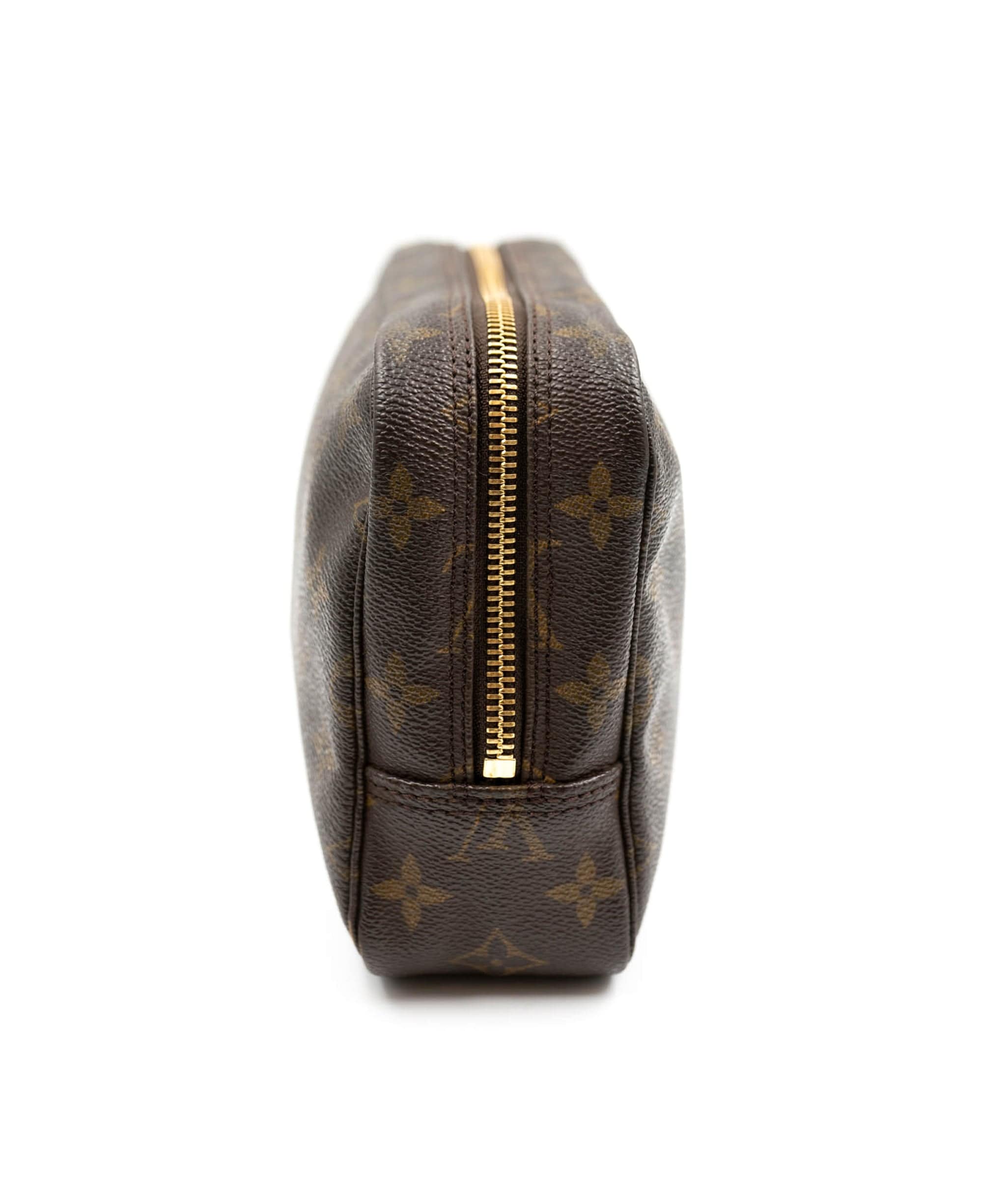 Louis Vuitton LOUIS VUITTON Monogram Trousse Toilette Bag AWL3647