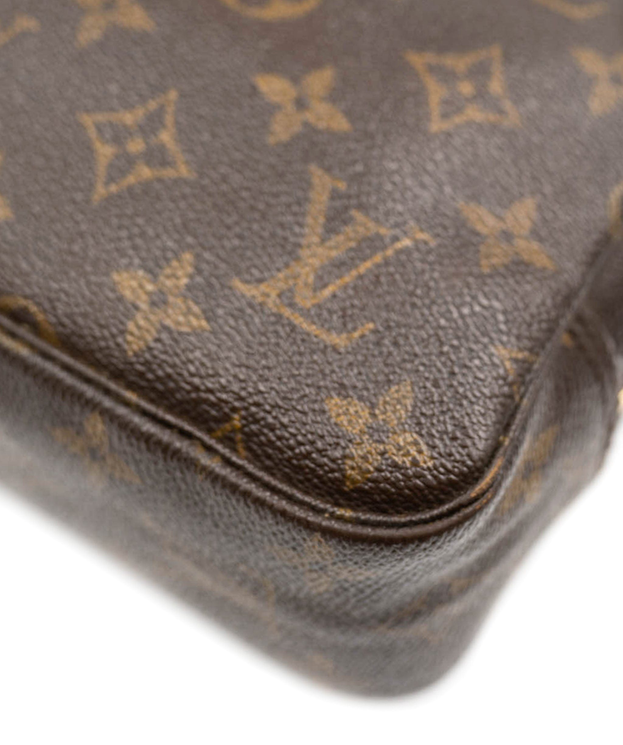 Louis Vuitton LOUIS VUITTON Monogram Trousse Toilette Bag AWL3647