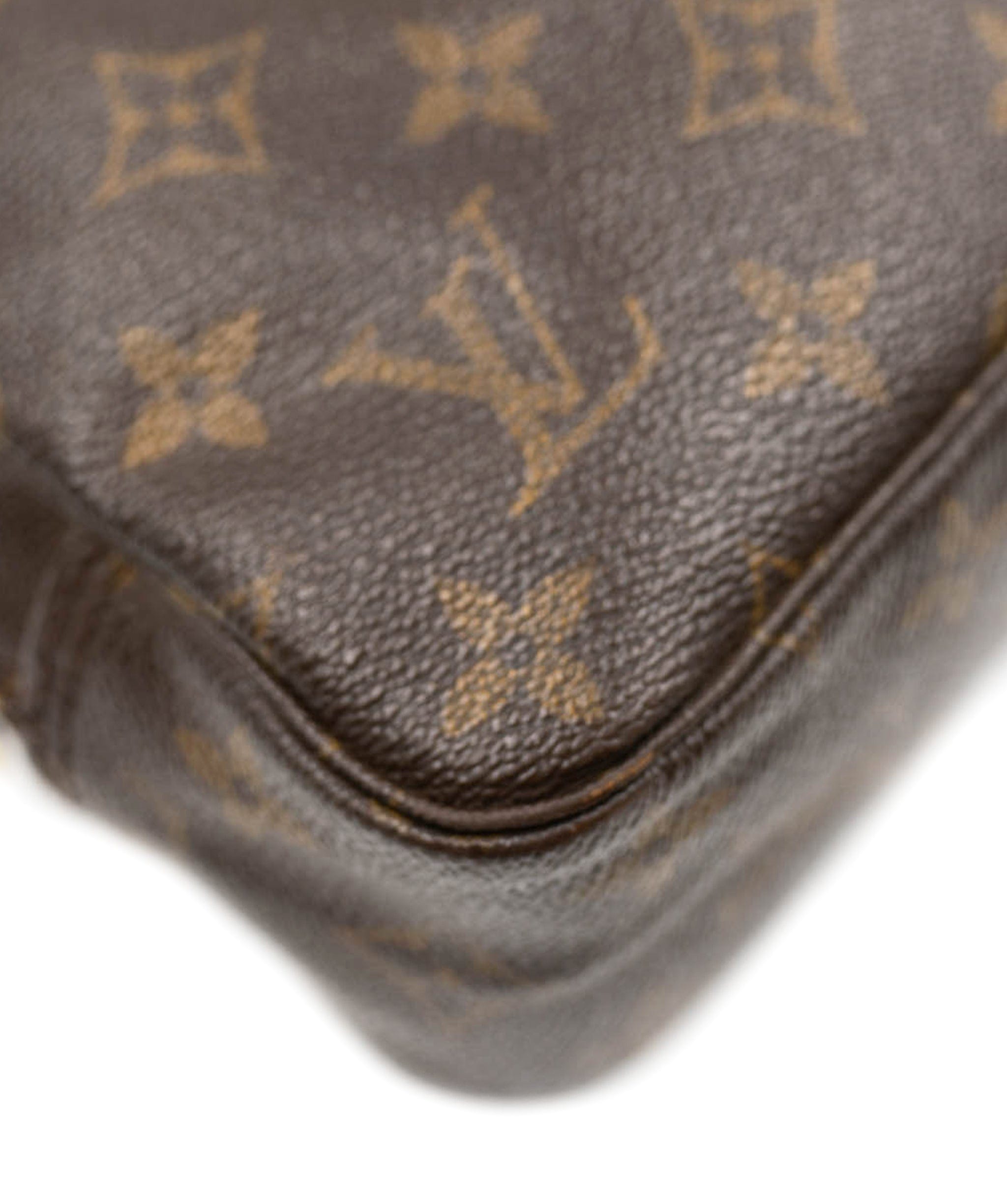 Louis Vuitton LOUIS VUITTON Monogram Trousse Toilette Bag AWL3647