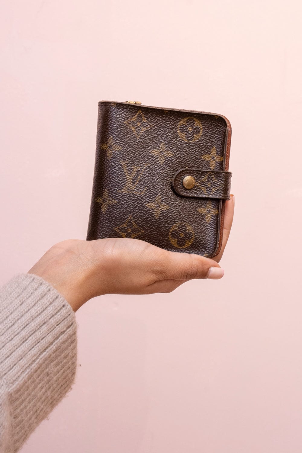 Louis Vuitton Louis Vuitton Monogram wallet - ADL1852