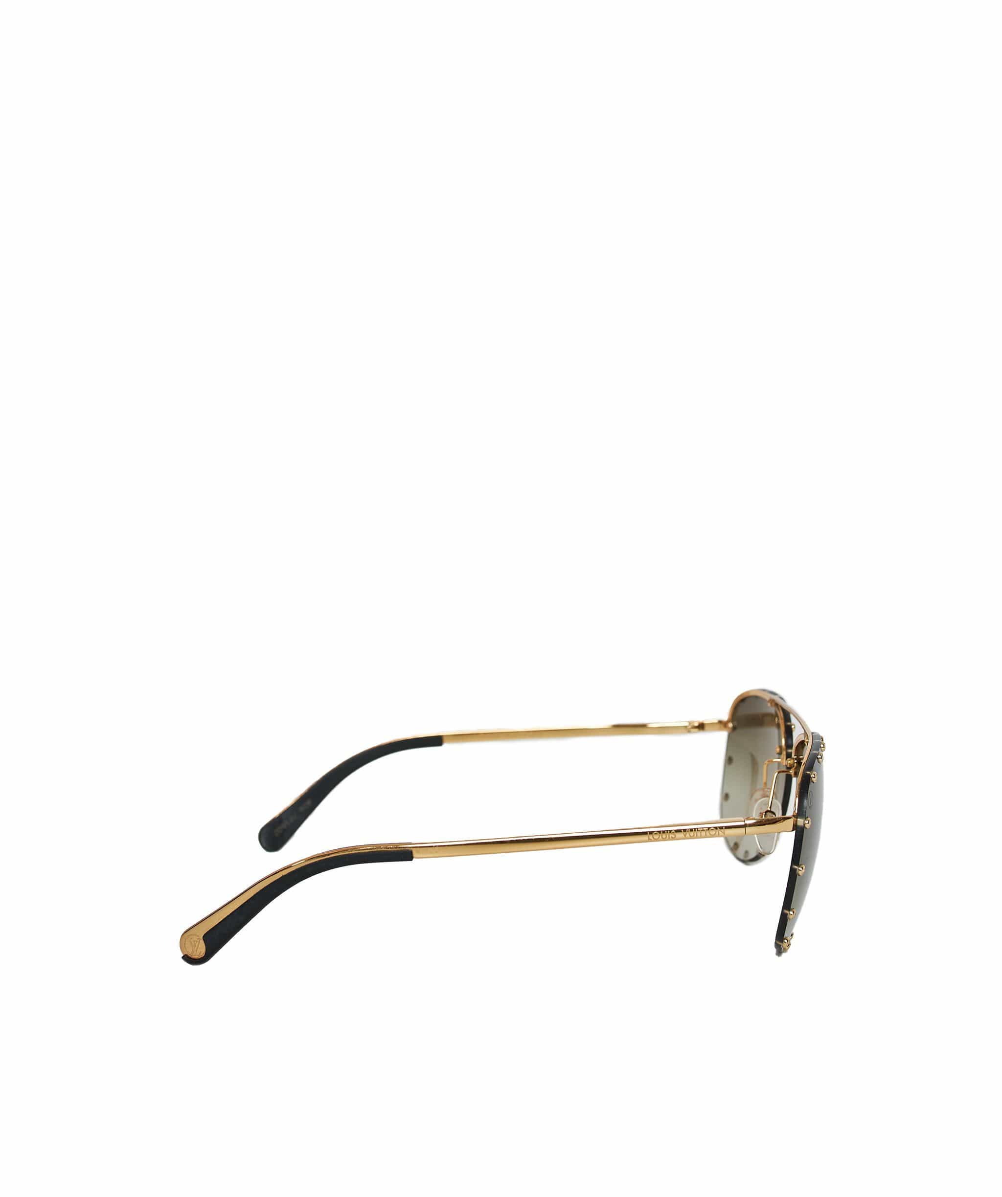 Louis Vuitton Louis Vuitton sunglasses AGL1057