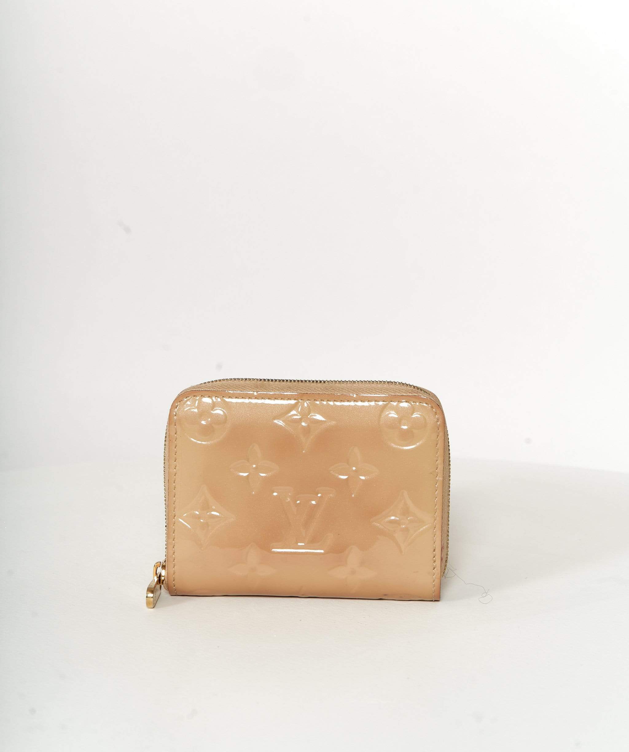 Louis Vuitton Louis Vuitton Vernis Leather Beige Wallet