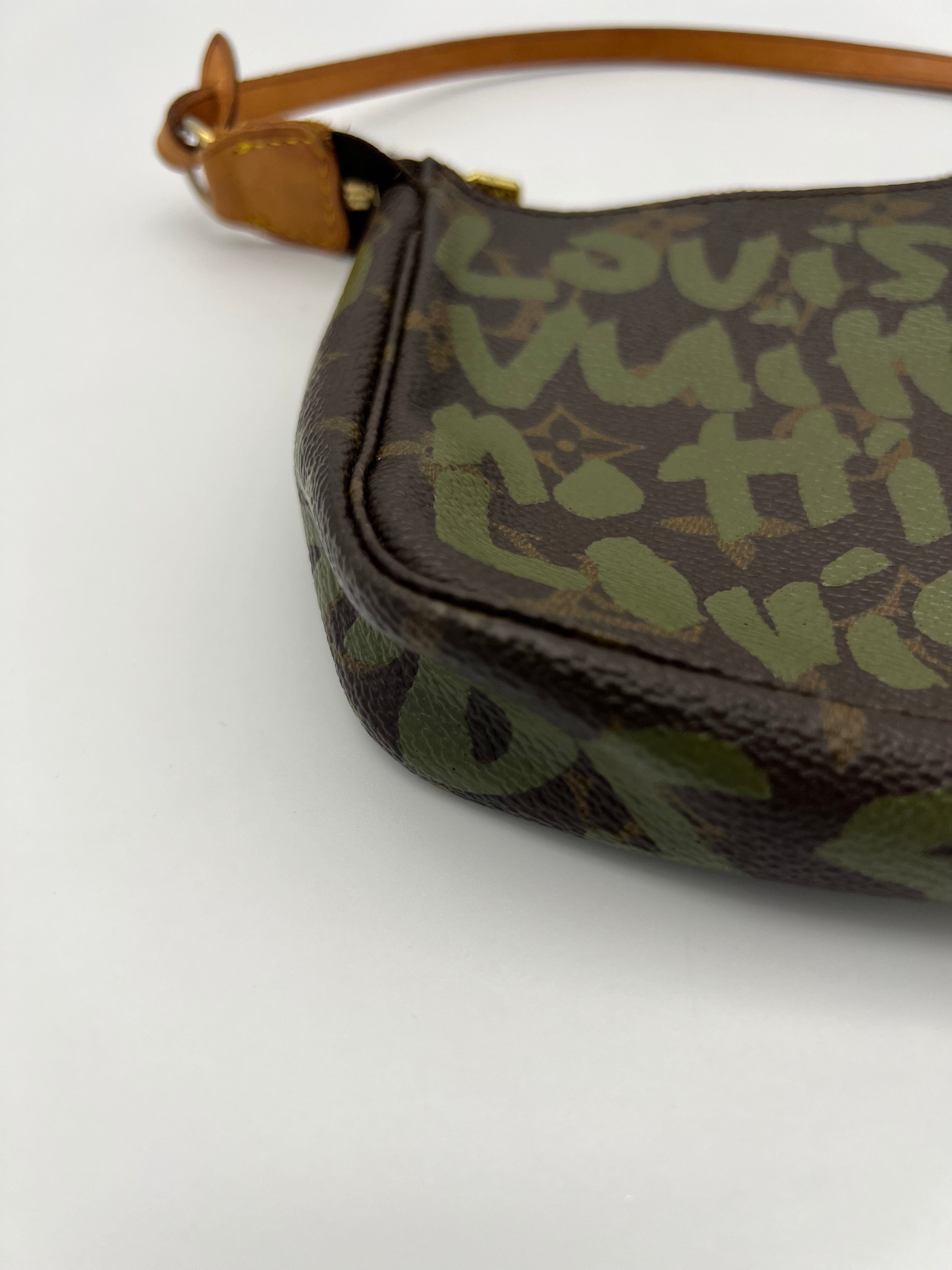 Louis Vuitton LV Green Sprouse Pochette